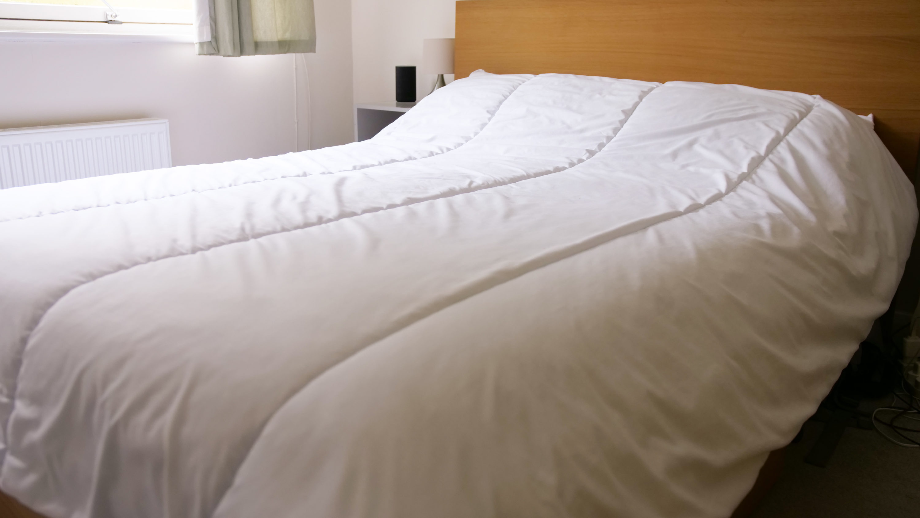 Hotel comforter