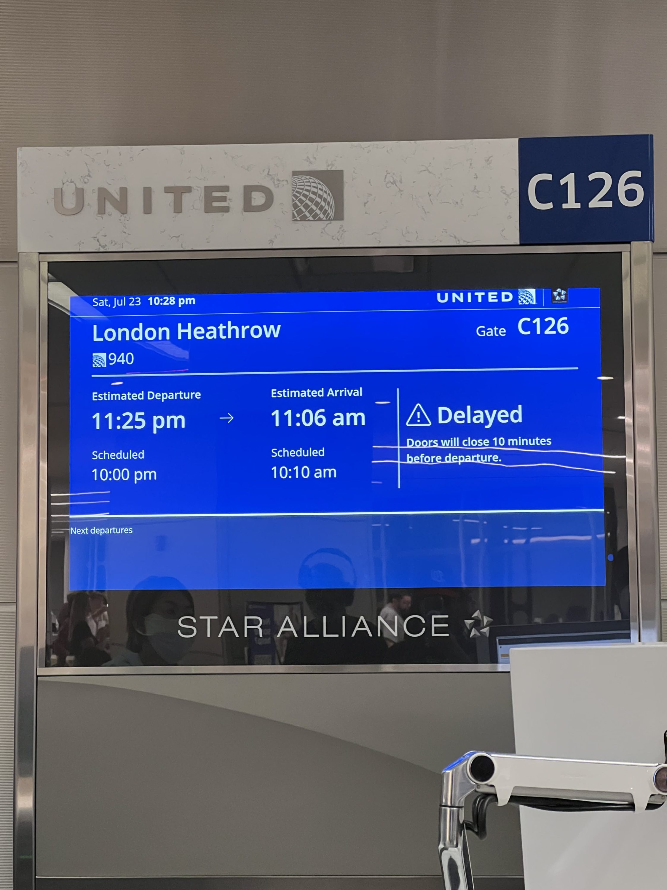 United flight 940 from Newark to London