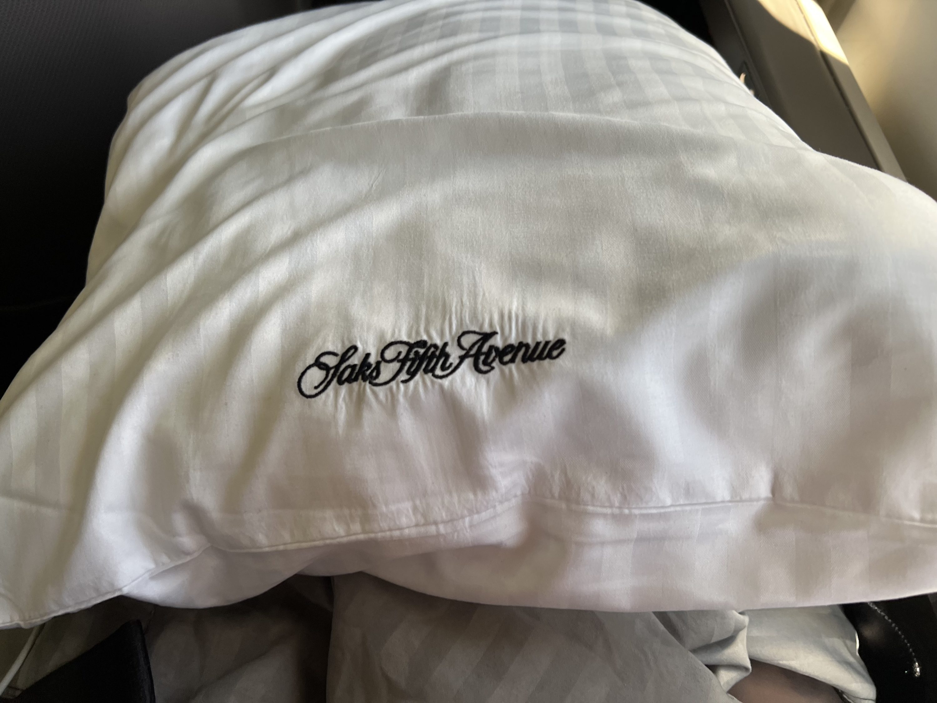 Saks Fifth Ave bedding United Polaris