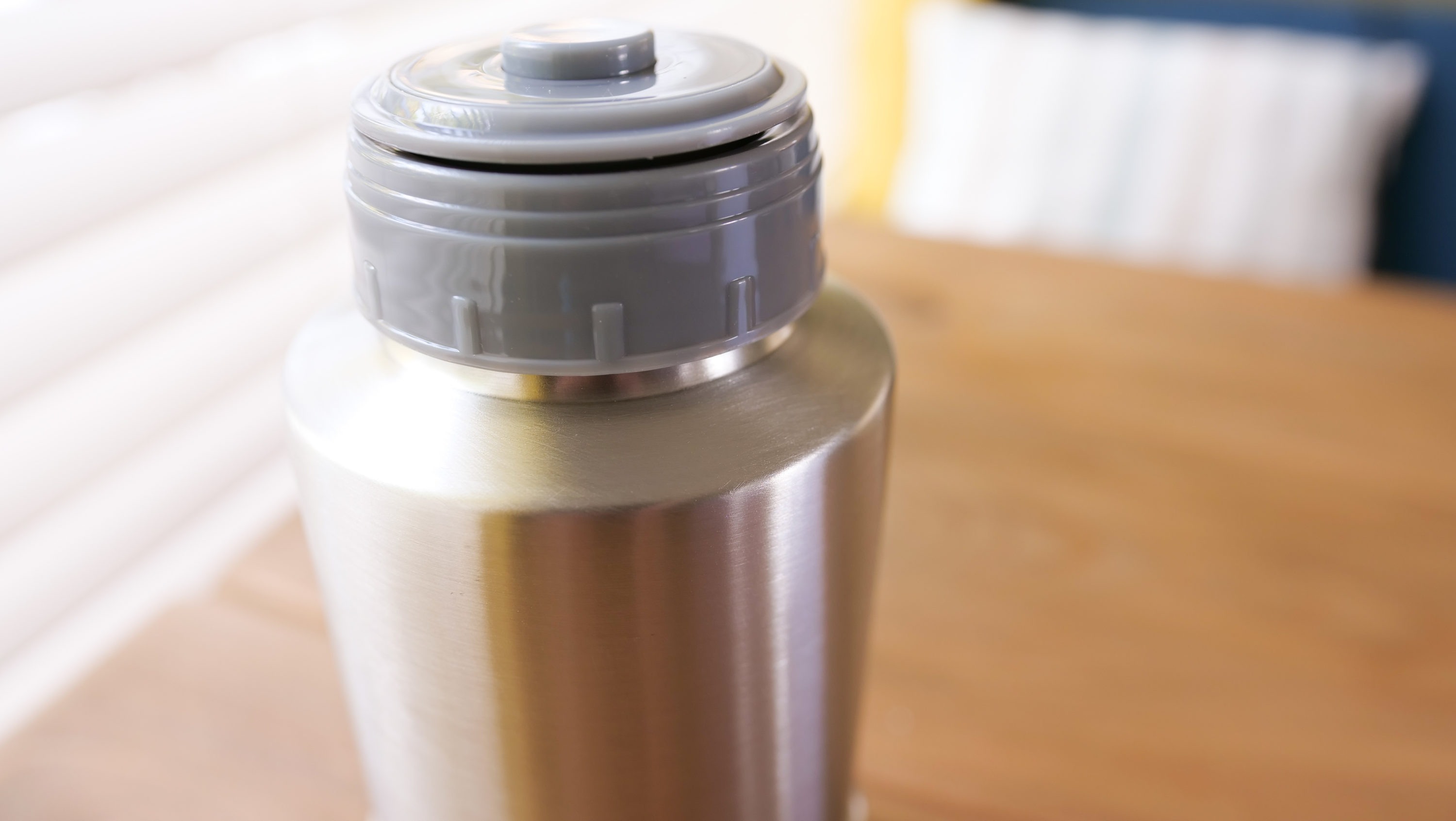 Leakproof bottle warmer