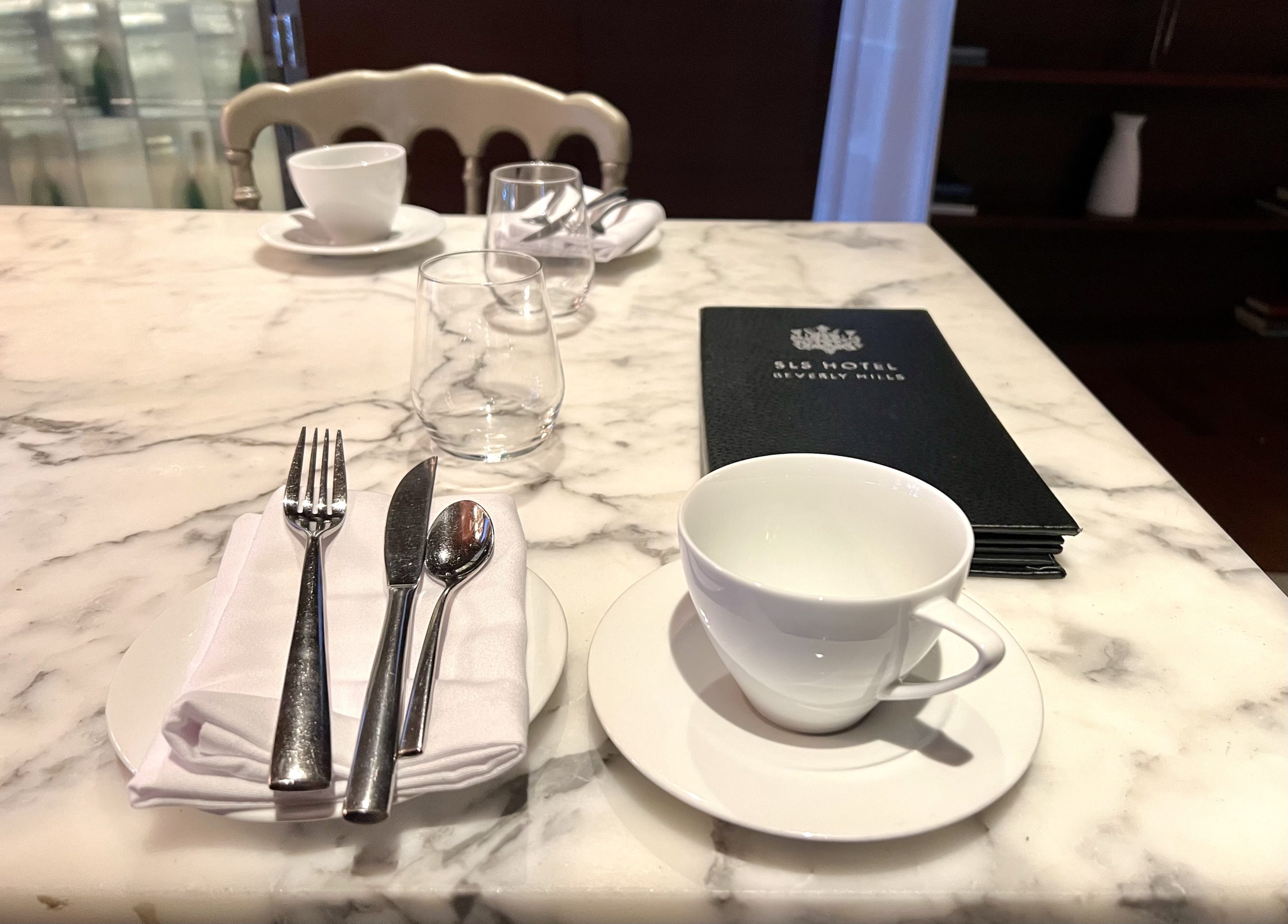 SLS Hotel, a Luxury Collection Hotel, Beverly Hills restaurant breakfast set up