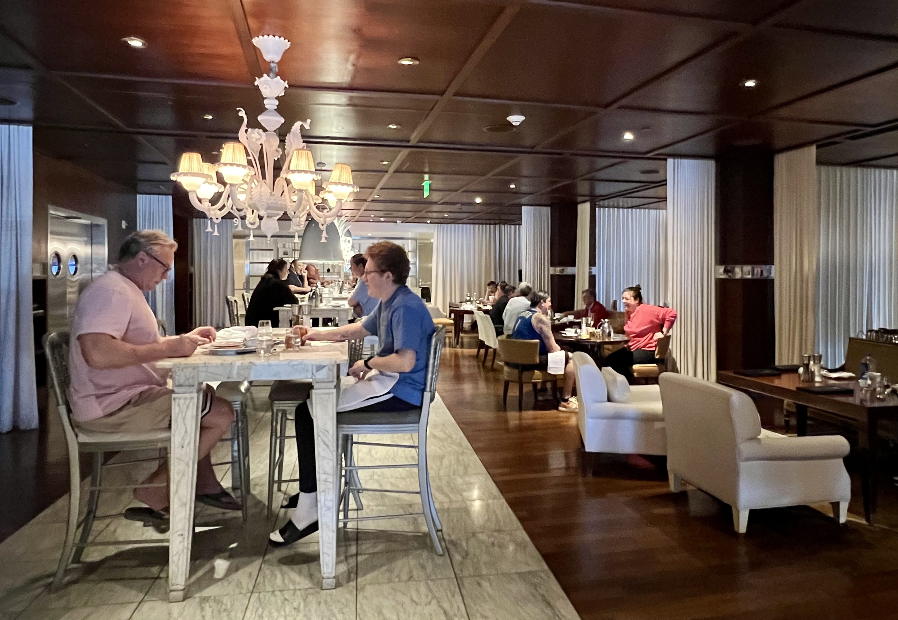 SLS Hotel, a Luxury Collection Hotel, Beverly Hills restaurant crowded at breakfast