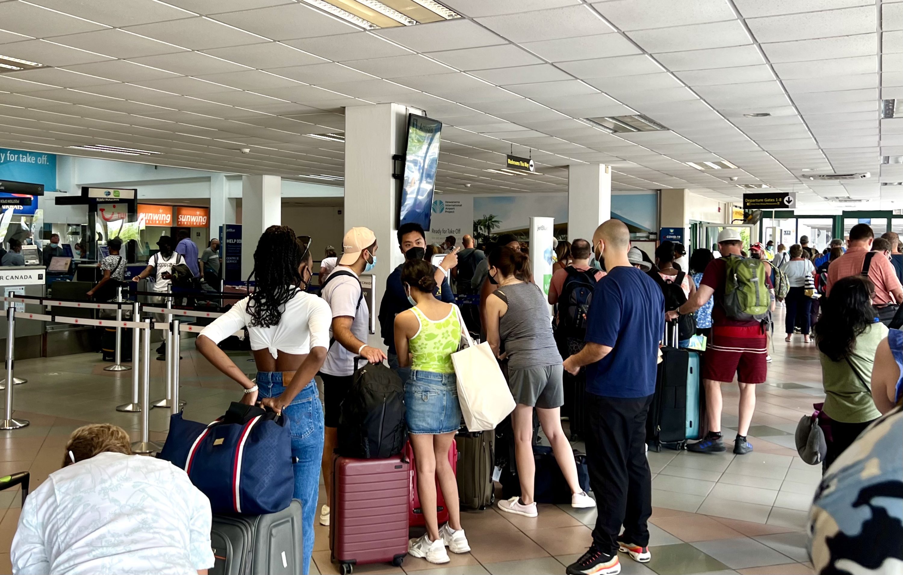 British Airways Boeing 777 200 Club World UVF queues