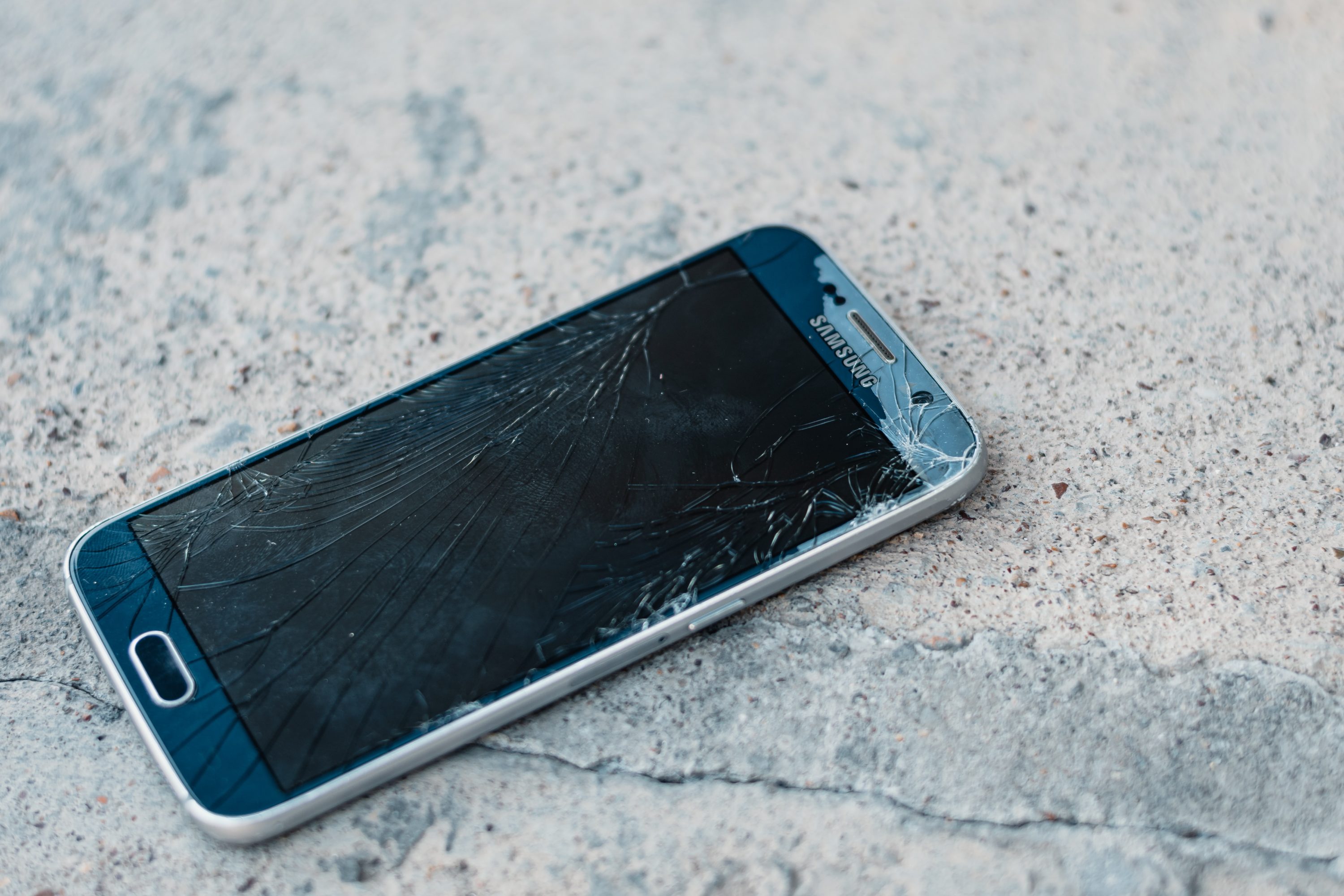 Broken cellphone Broken cellphone