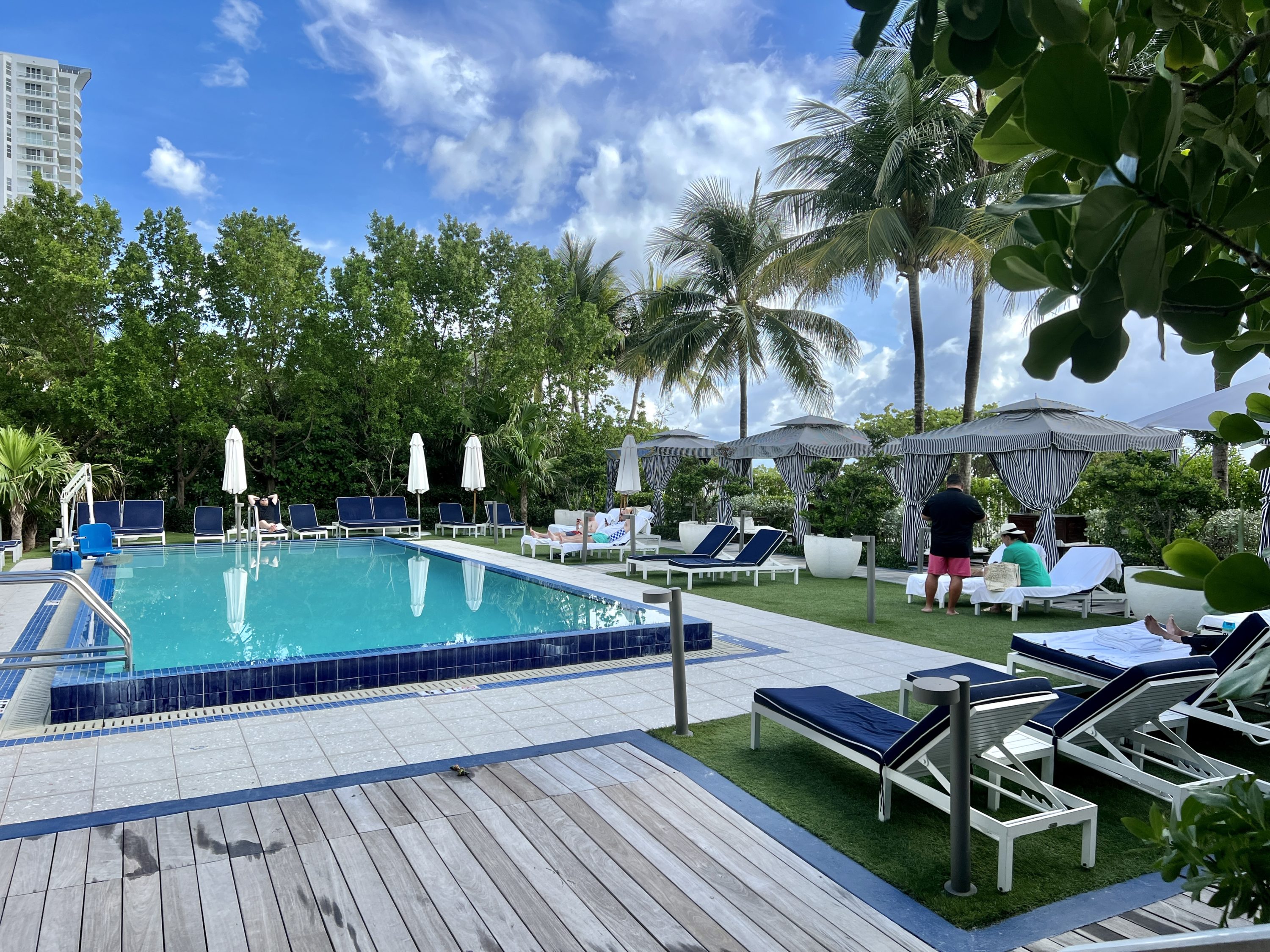 Cadillac Hotel Beach Club Adult Pool