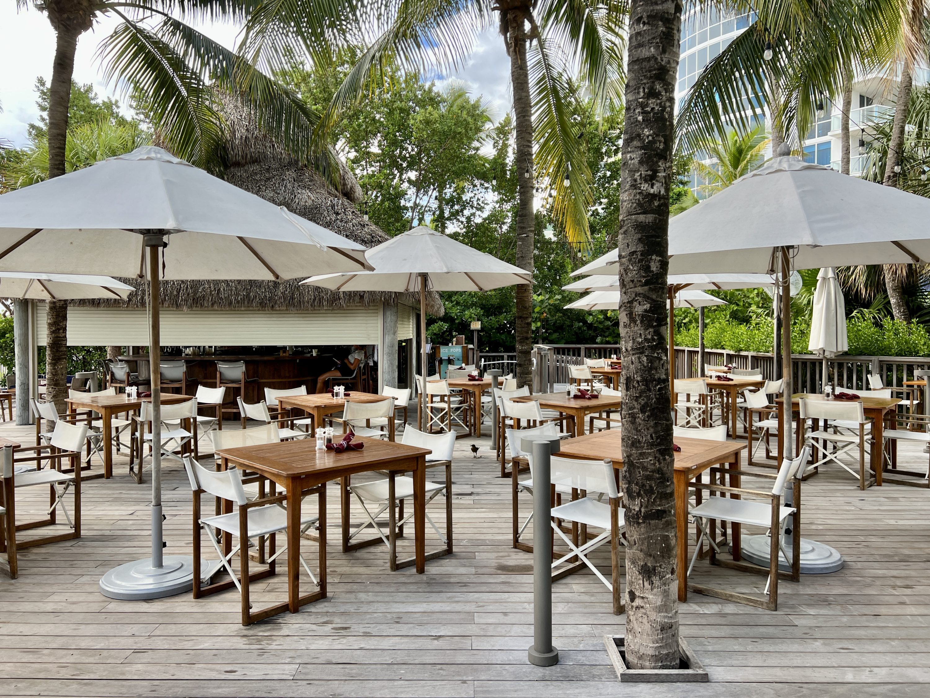 Cadillac Hotel Beach Club Bungalow Tables