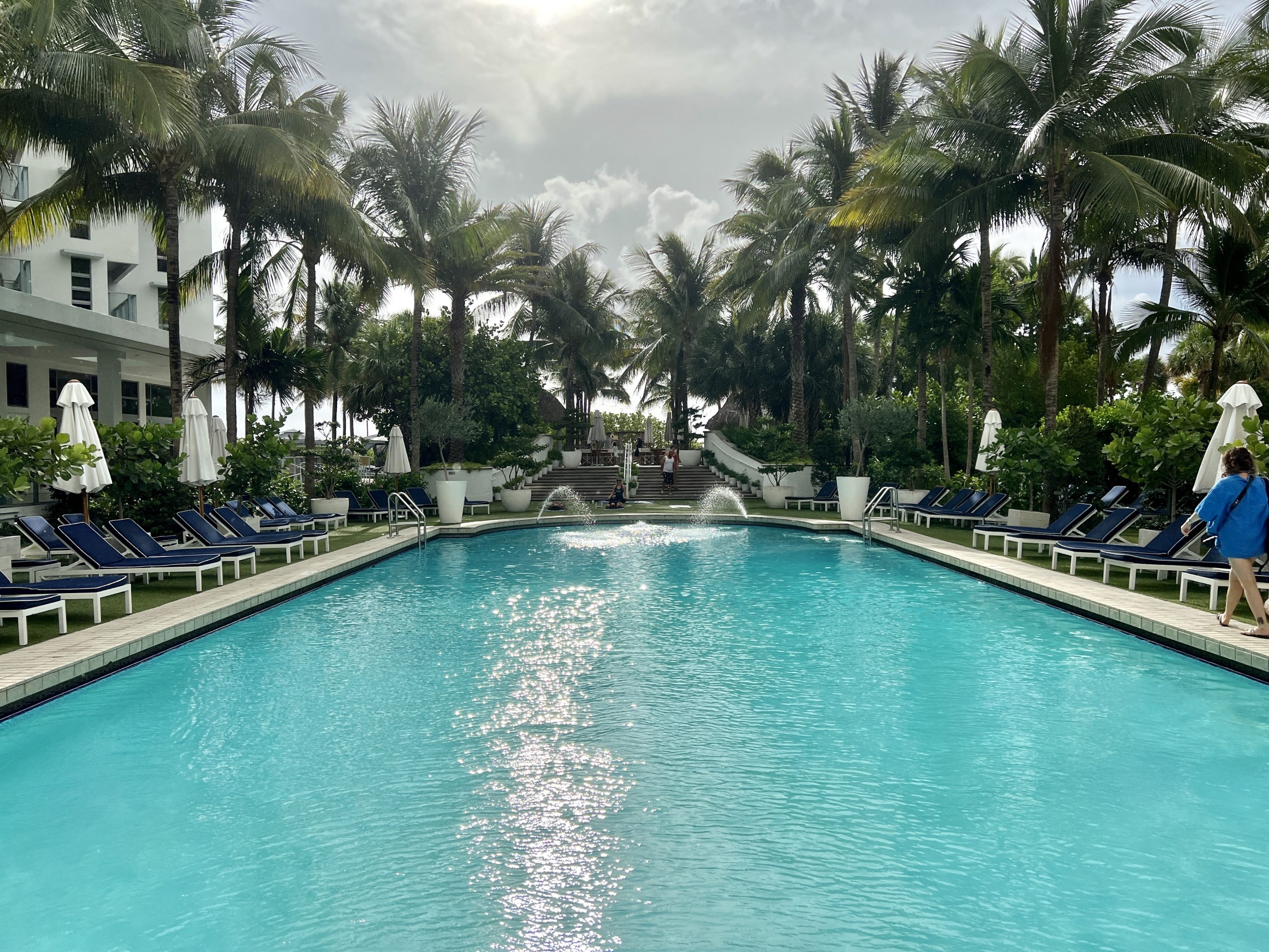 Cadillac Hotel Beach Club Family Pool