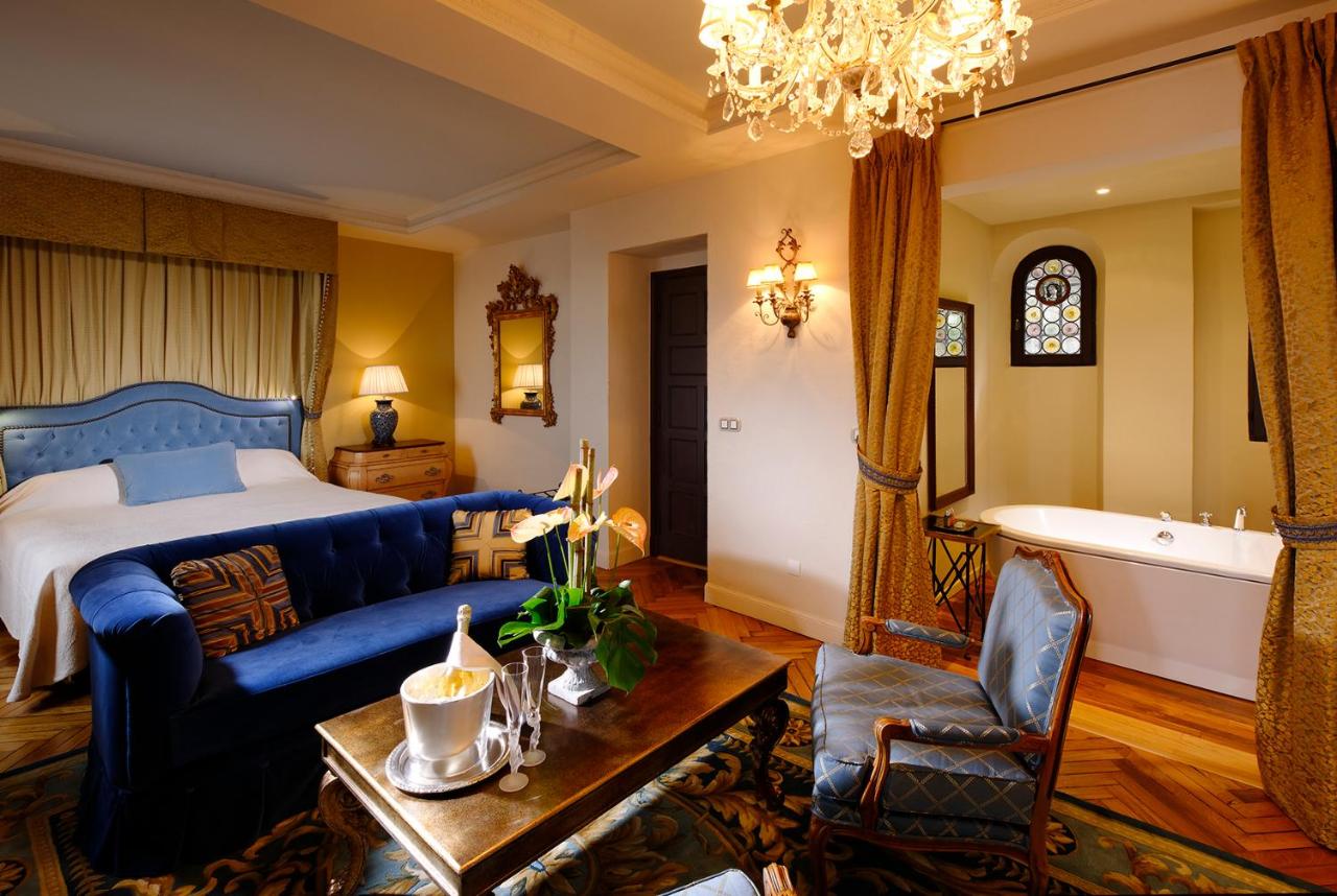 Chateau Eza