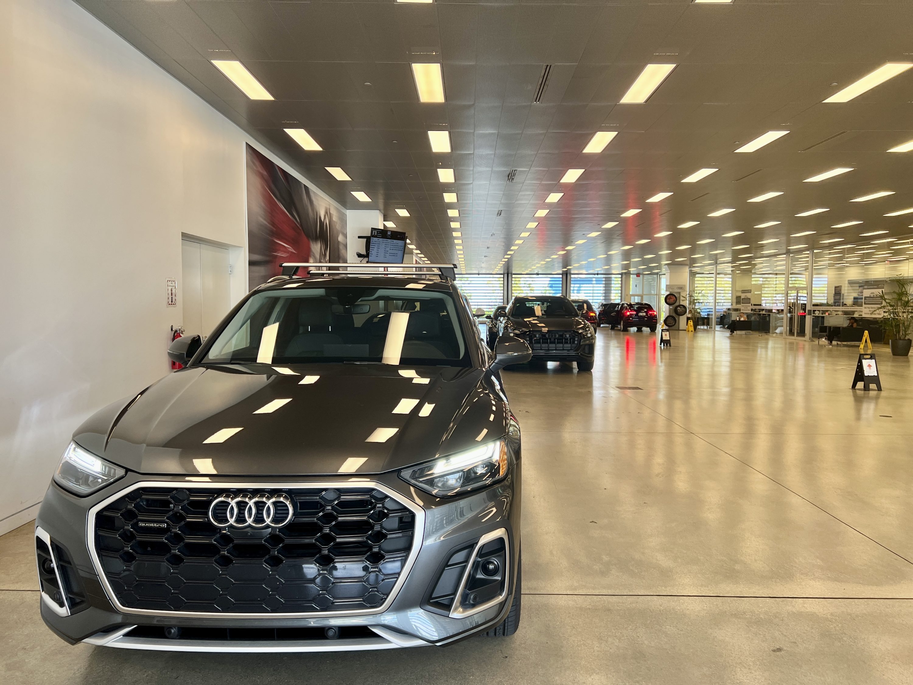 Silvercar Audi Q5 pickup