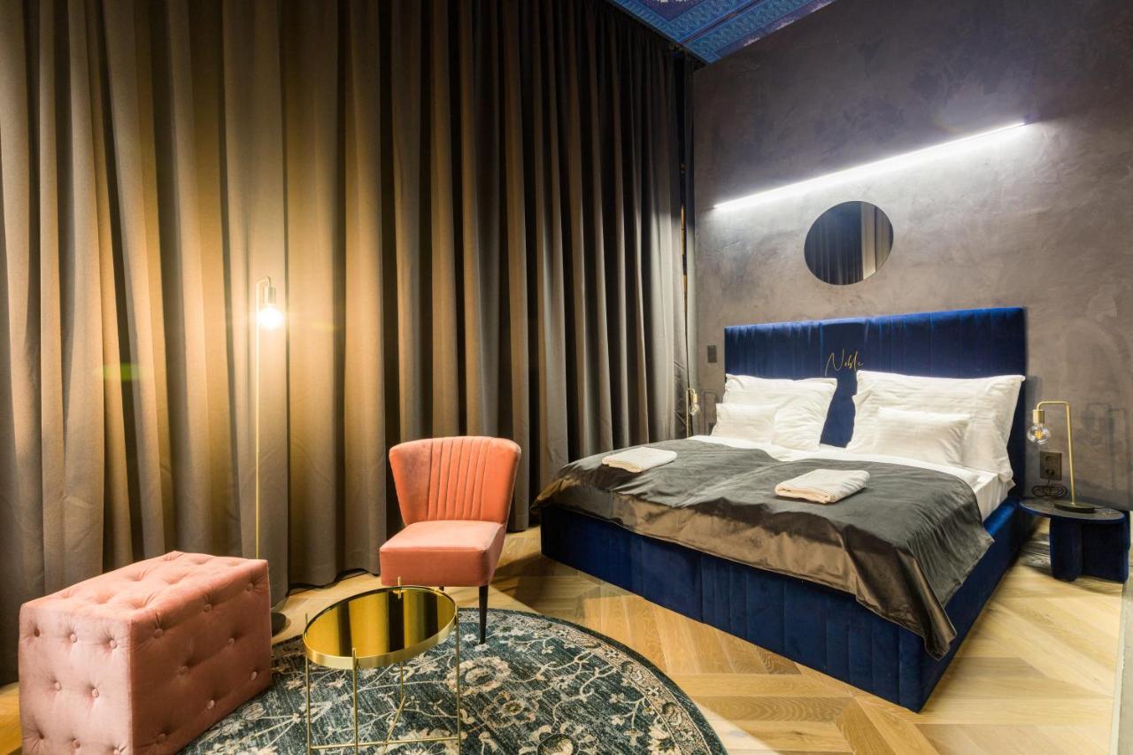 Noble Hotel