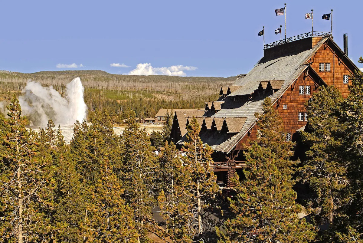 Old Faithful Inn