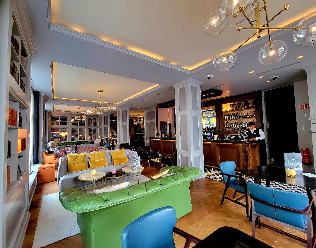 Reykjavik Konsulat Hotel Bar