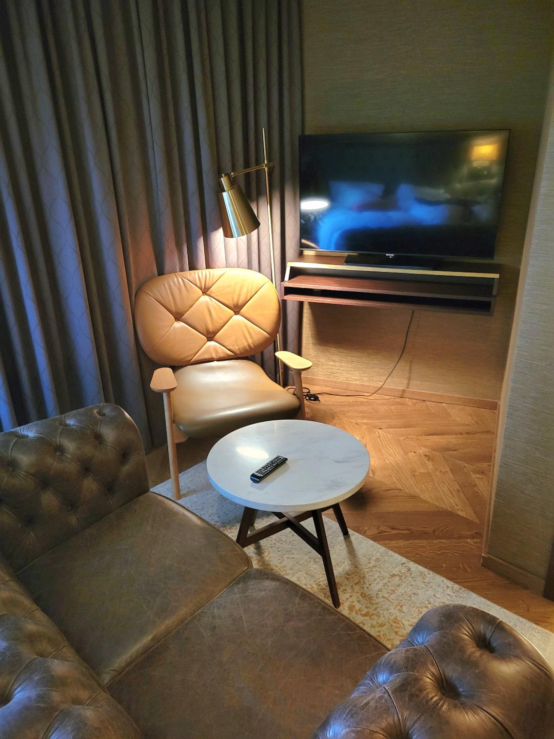 Reykjavik Konsulat Hotel Sitting Area