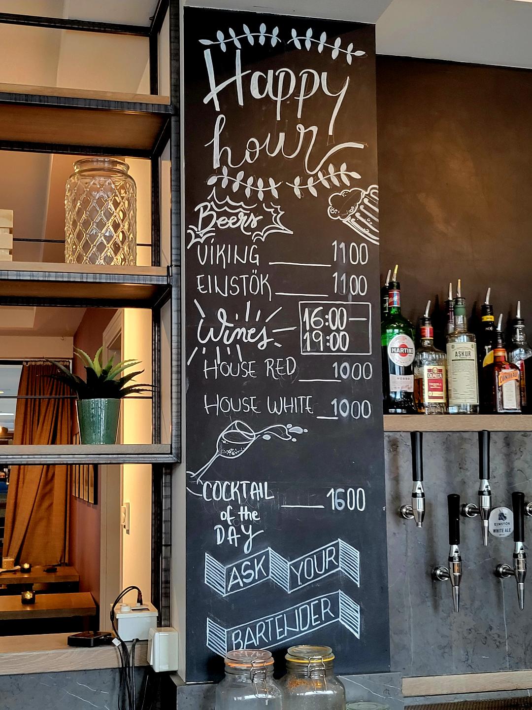 Sand Hotel by Keahotels Reykjavik Happy Hour