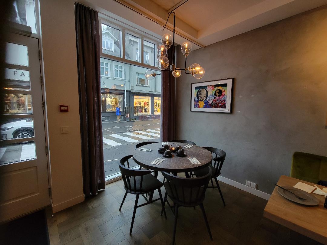 Sand Hotel by Keahotels Reykjavik Table