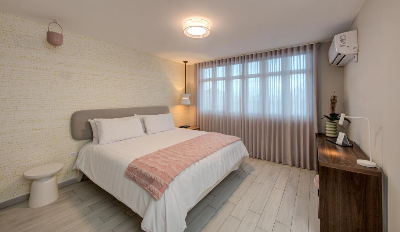 Tropica Beach Hotel
