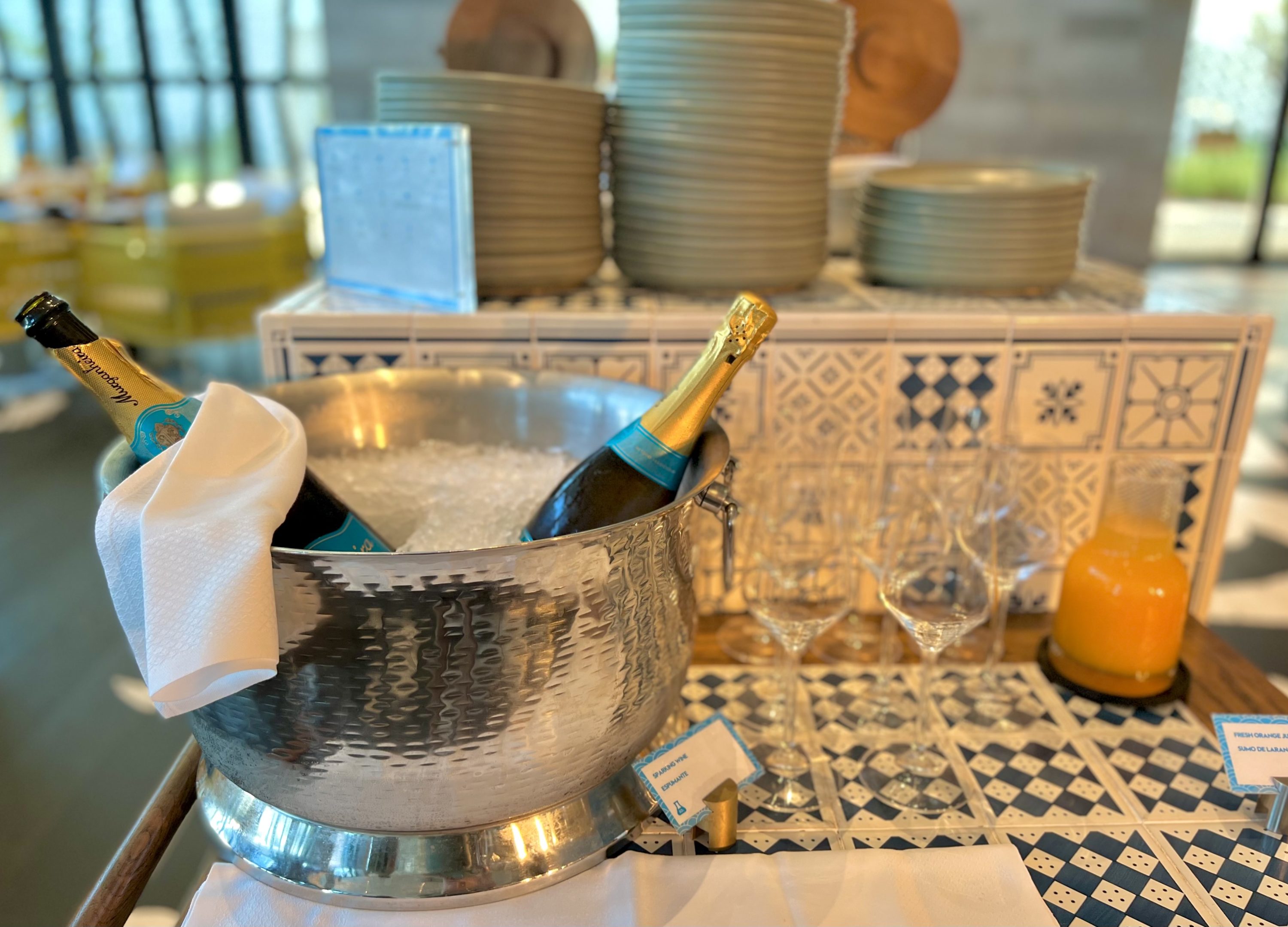 W Algarve Market Kitchen breakfast bubbles