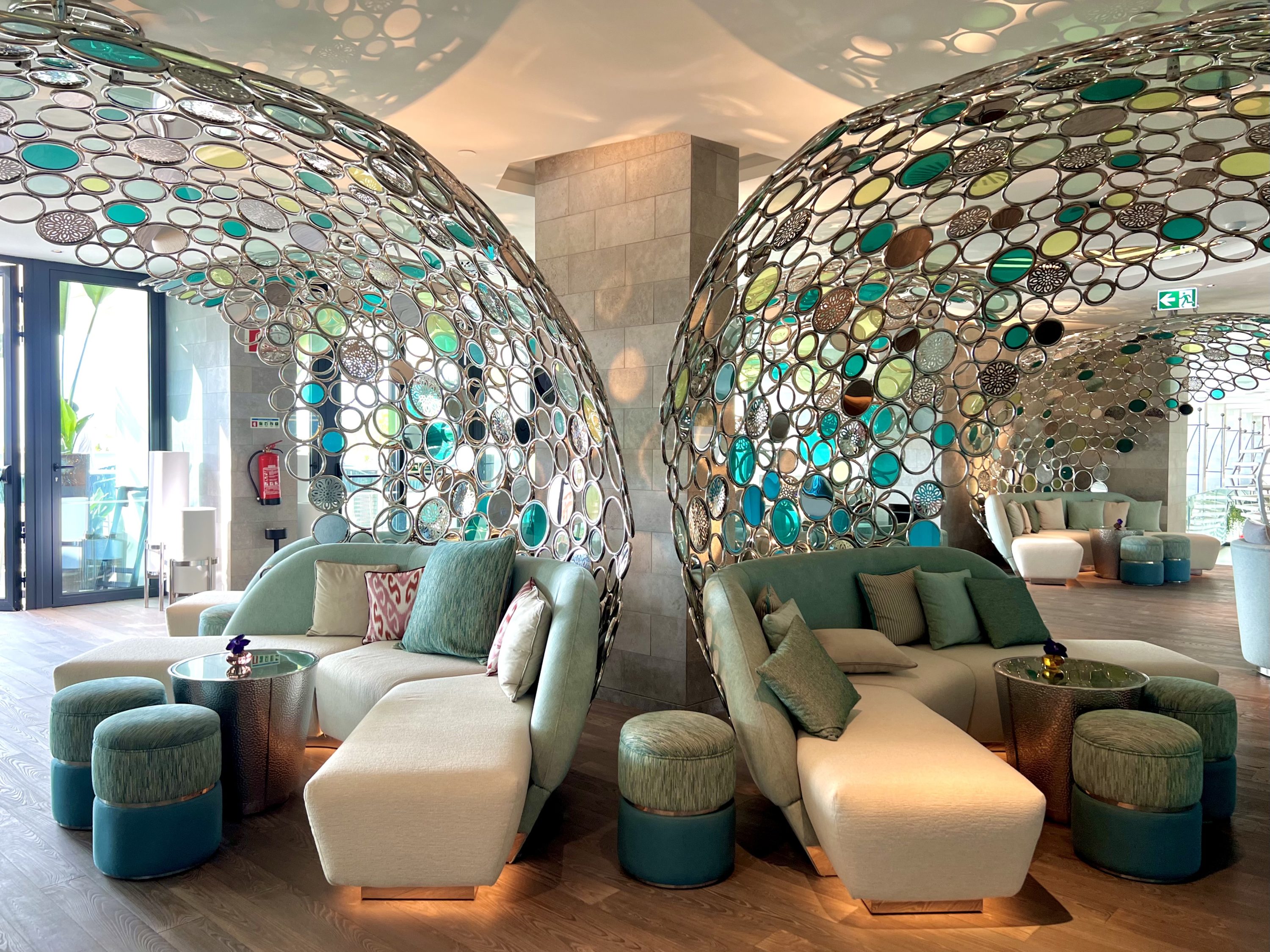 W Algarve W Lounge symmetry