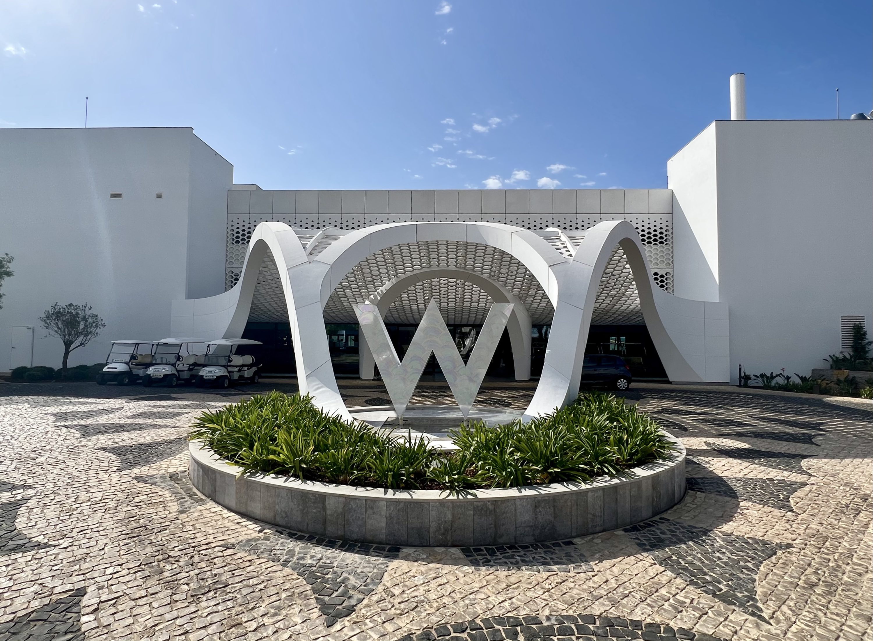 W Algarve entrance