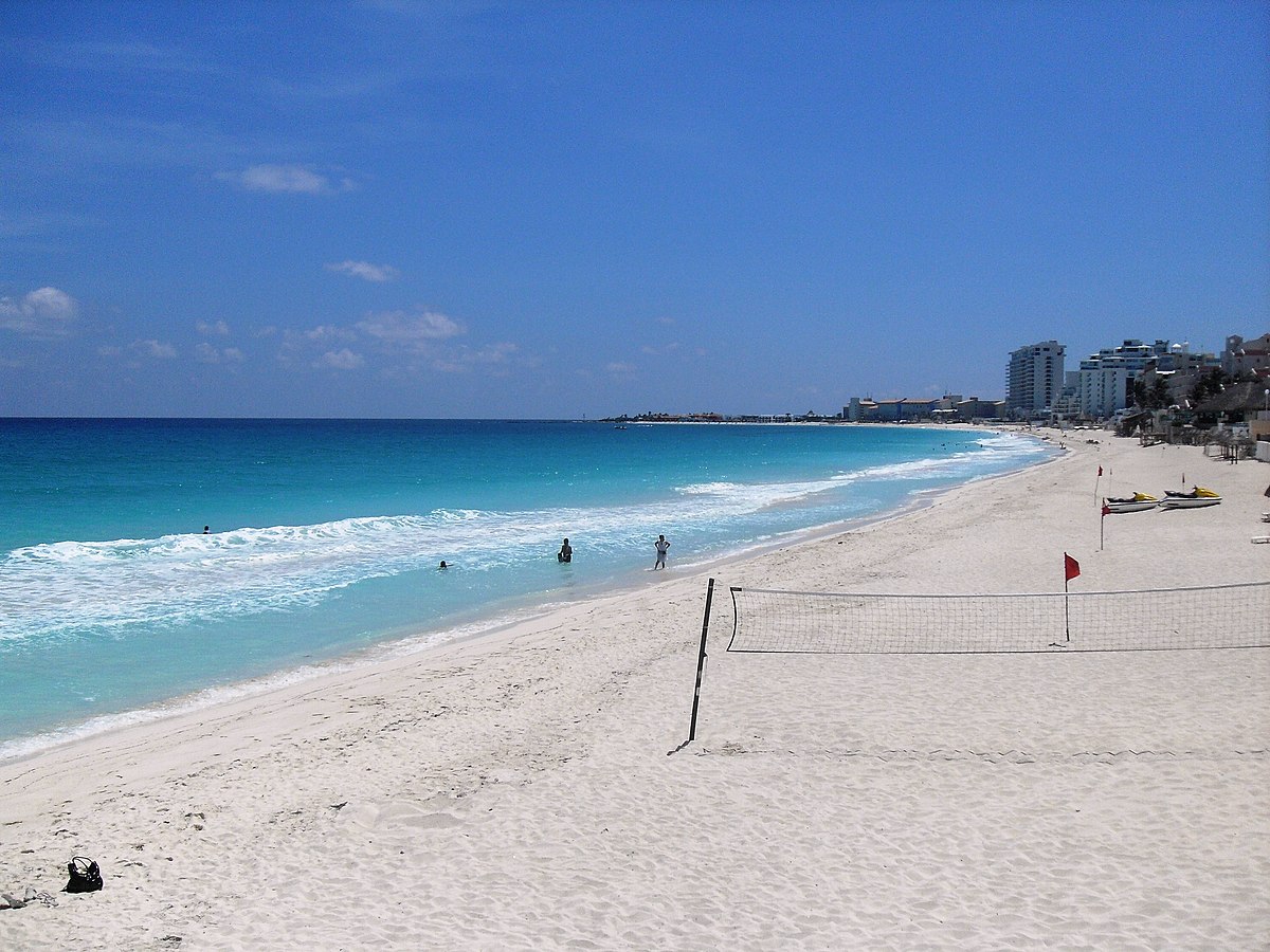 Playa Delfines
