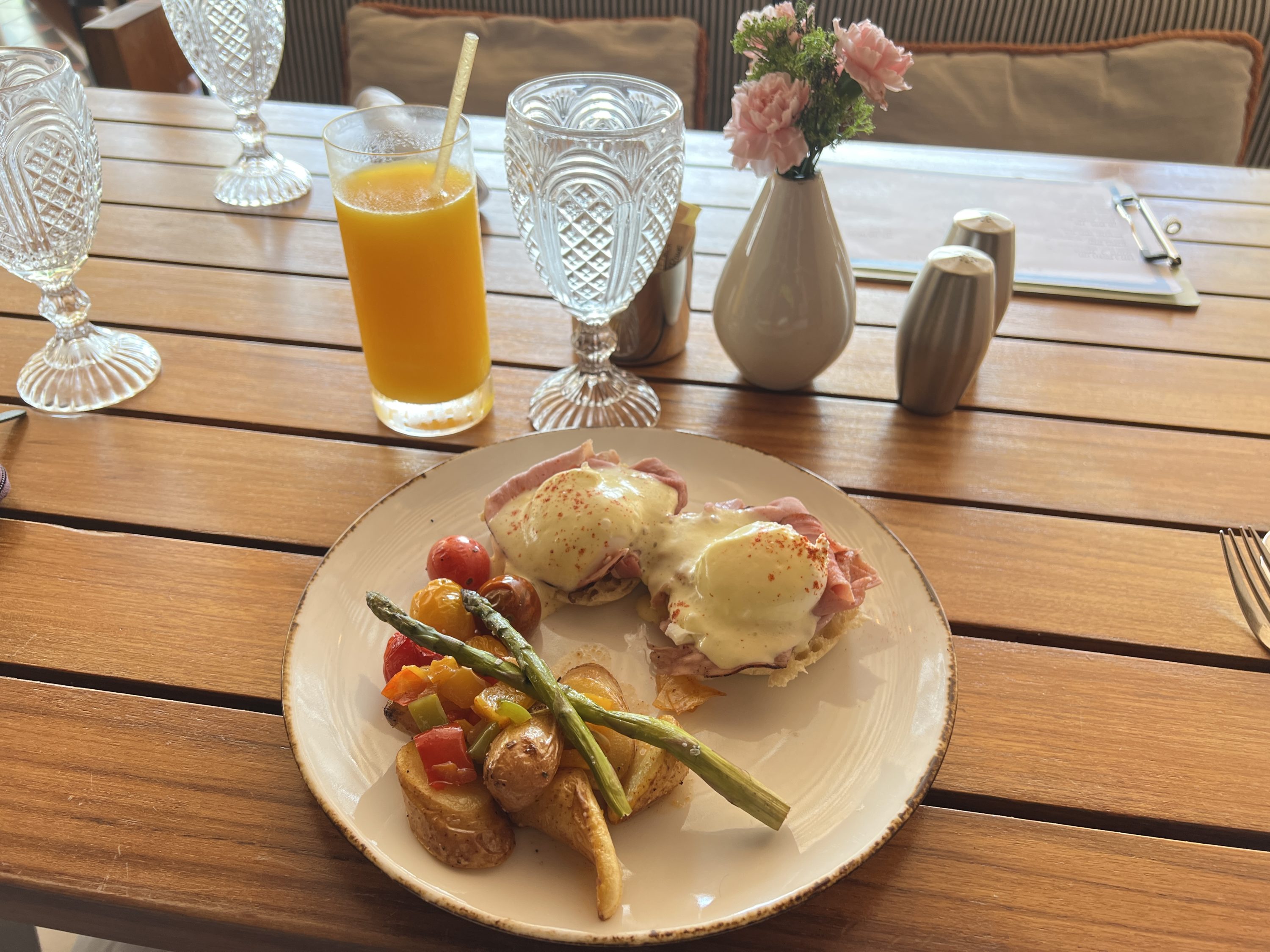 Ritz Carlton South Beach Eggs Benedict