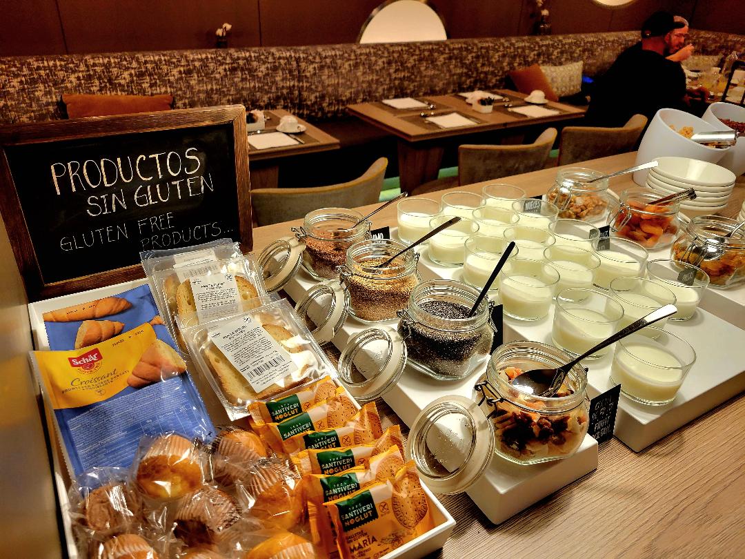 AC Hotel Alicante Yogurts