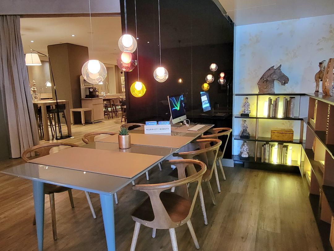 AC Hotel Business Center