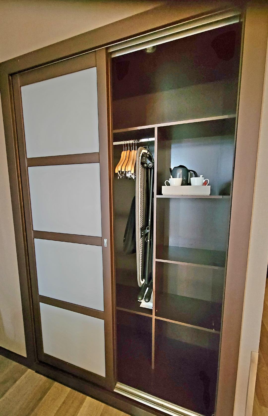 AC Hotel Palma Mallorca Closet