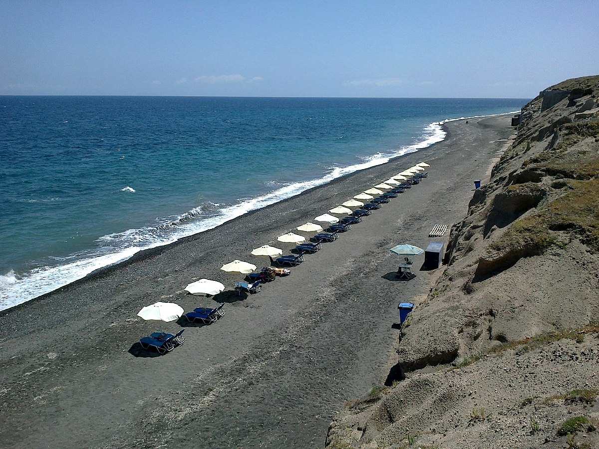 Baxedes Beach Oia