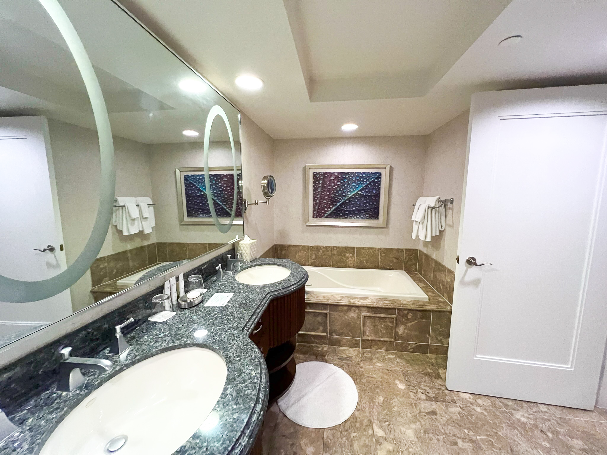 Bellagio Las Vegas spa tower bathroom sink