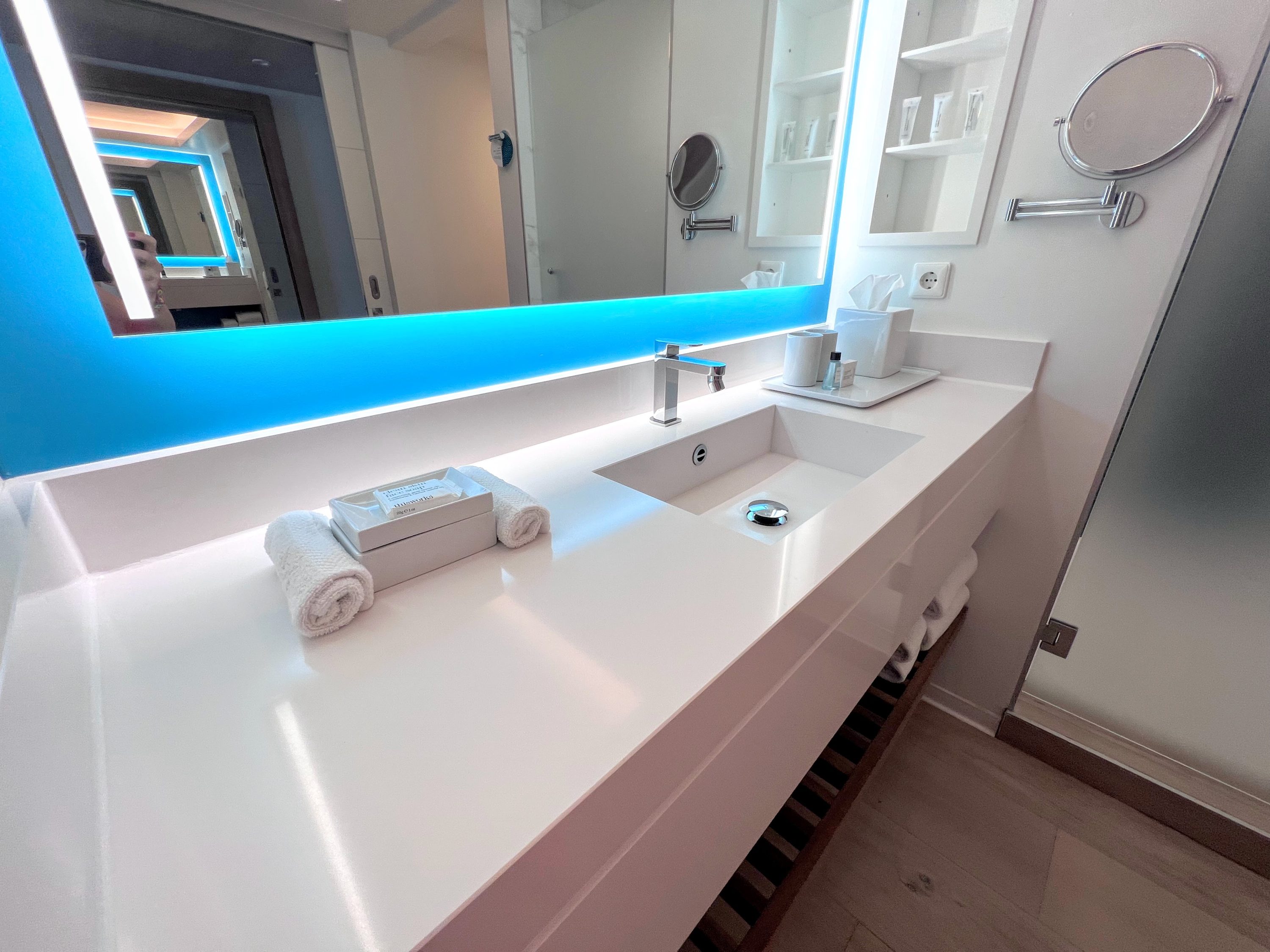 Curacao Marriott Beach Resort guest bathroom sink