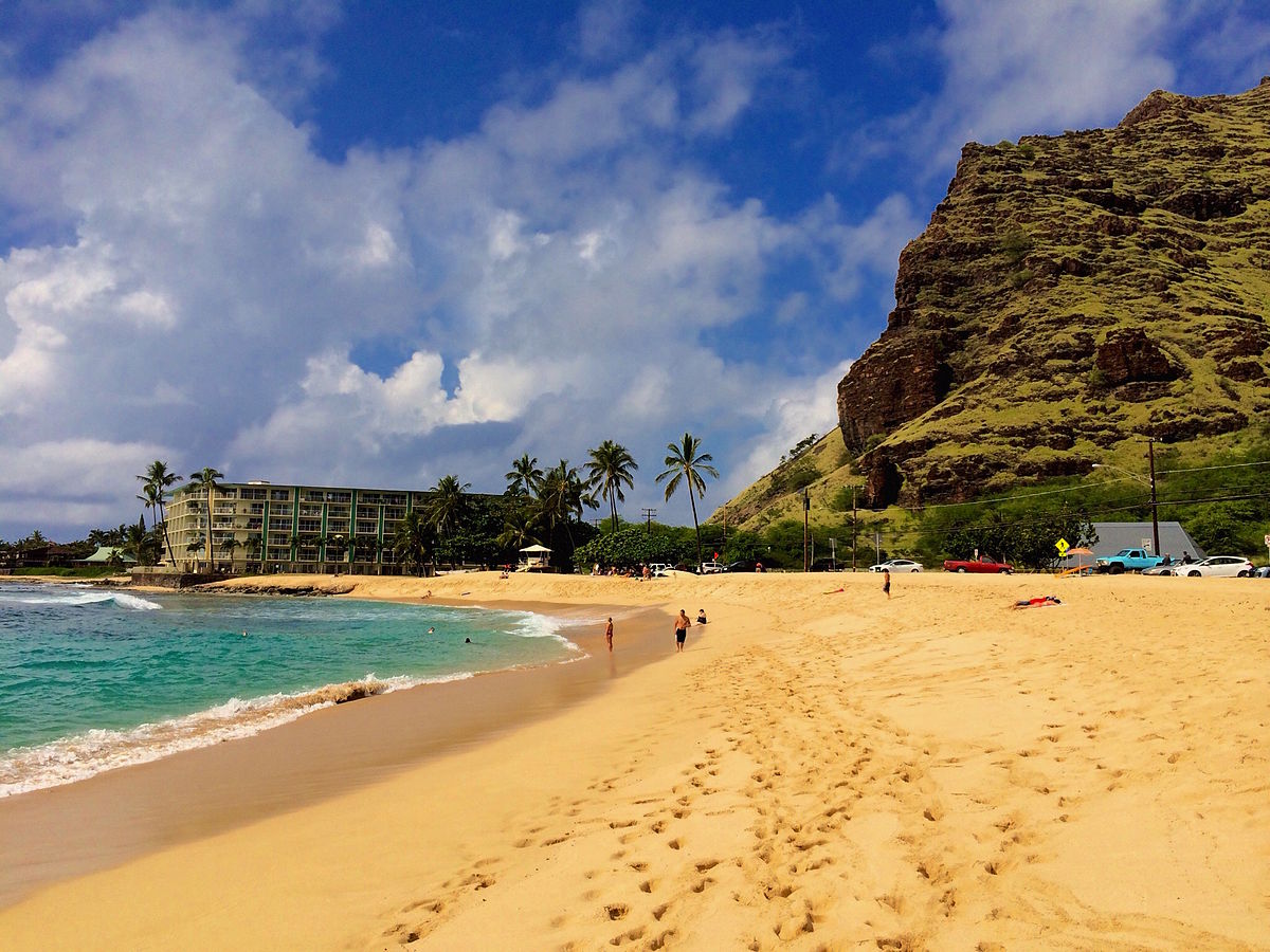 Makaha Beach