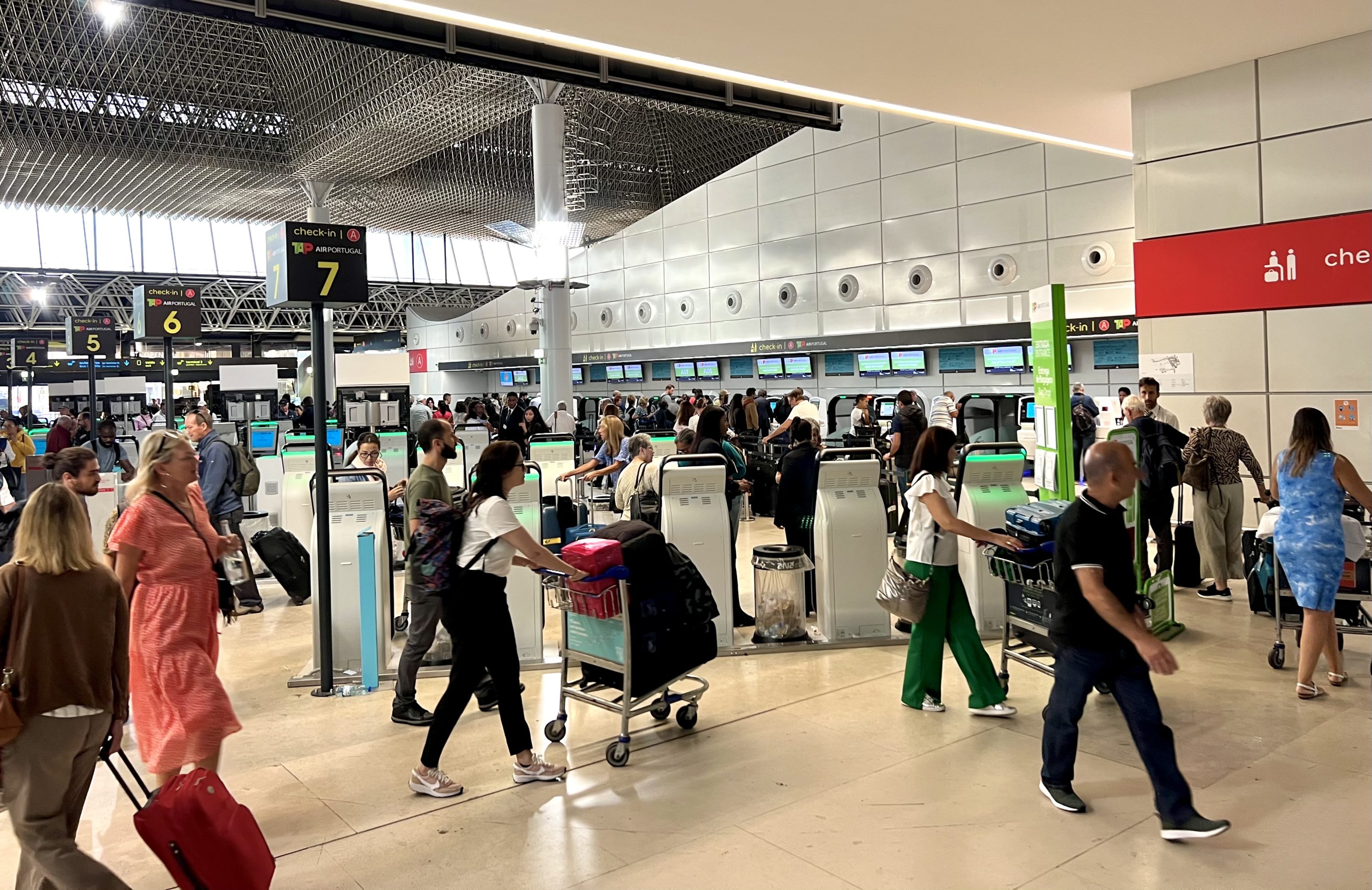 TAP Air Portugal Airbus A321LRneo business class LIS TAP economy check in