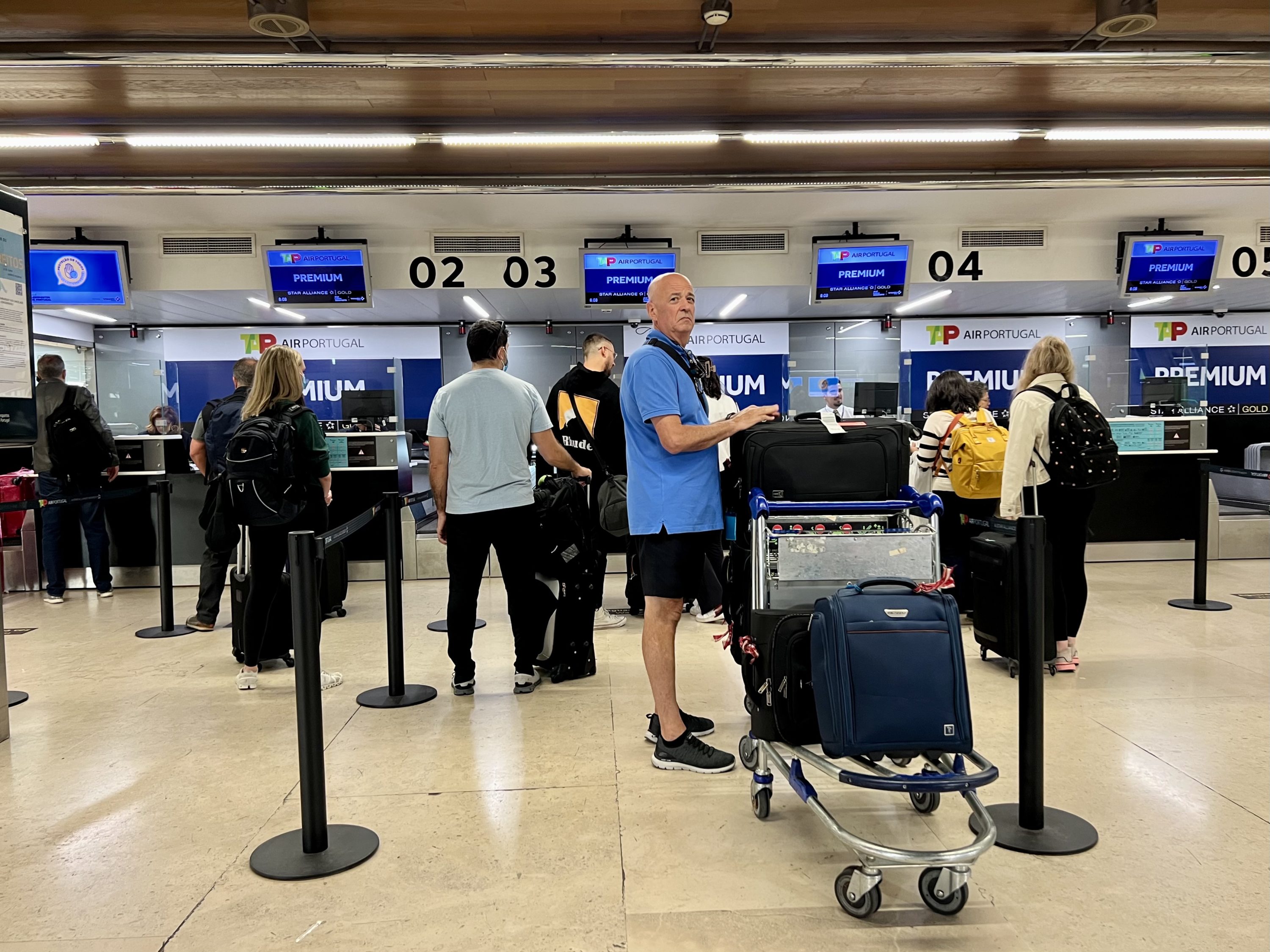 TAP Air Portugal Airbus A321LRneo business class LIS premium check in