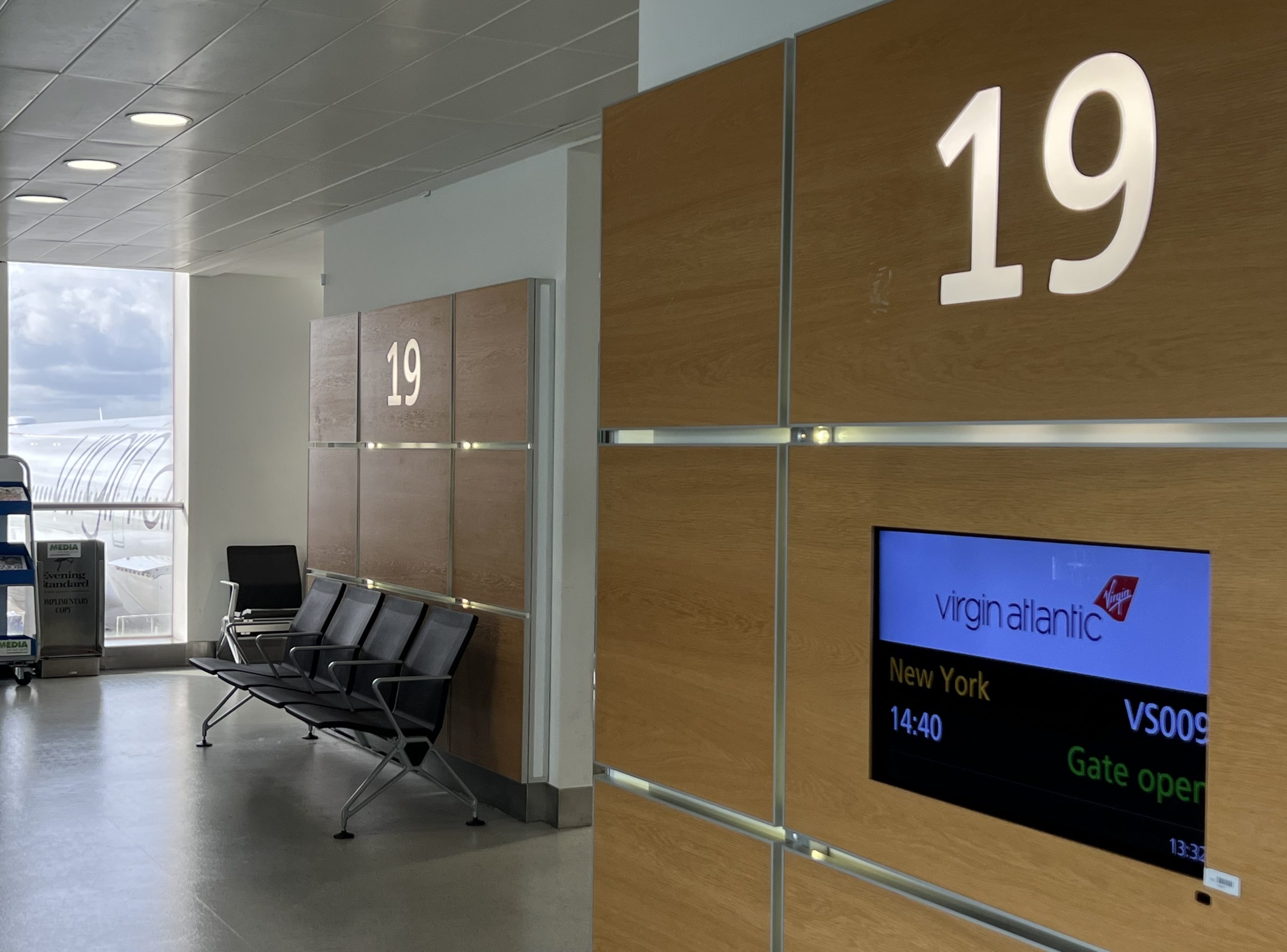 Virgin Atlantic A350 Upper Suite LHR Gate 19