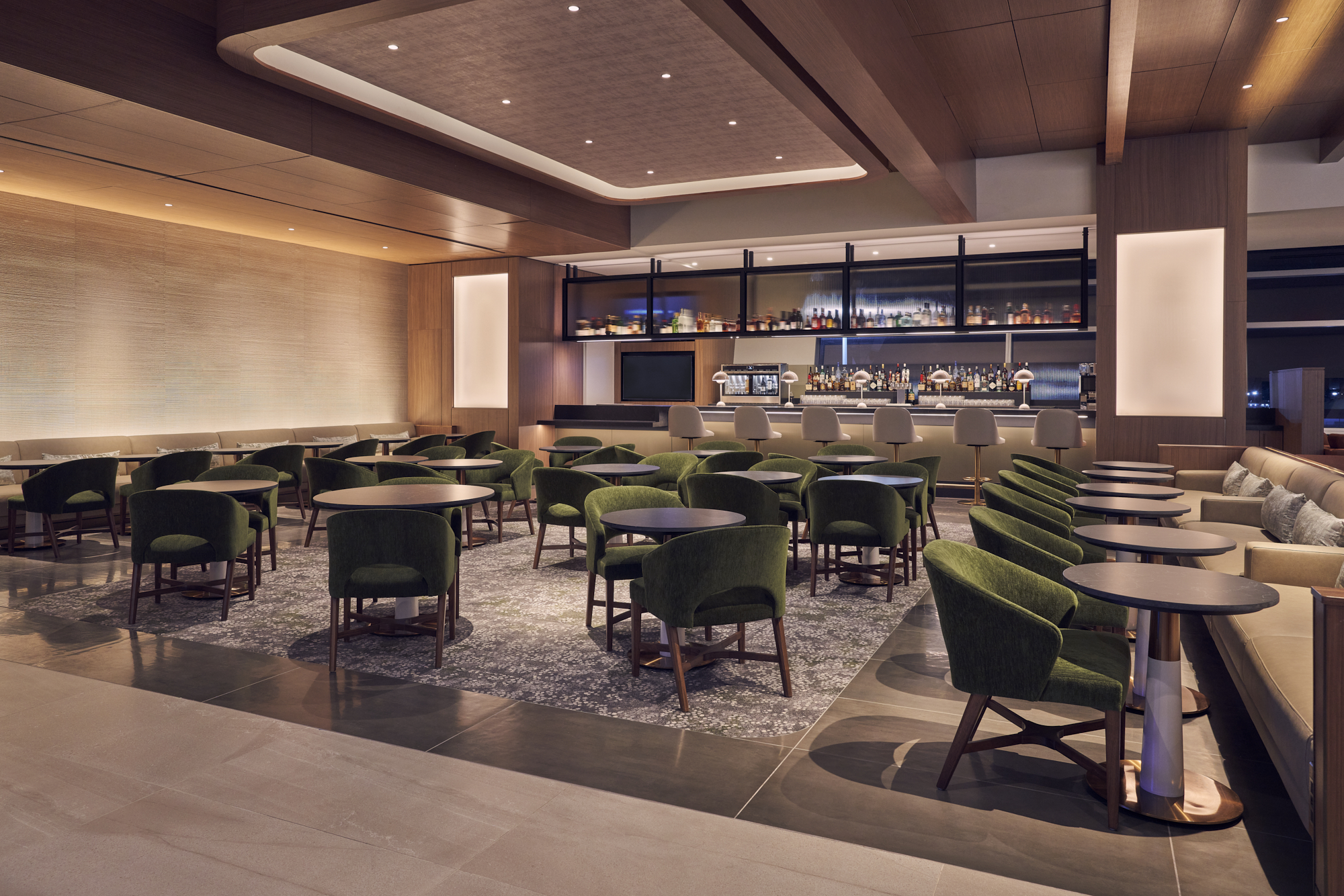 AABA JFK Soho Lounge