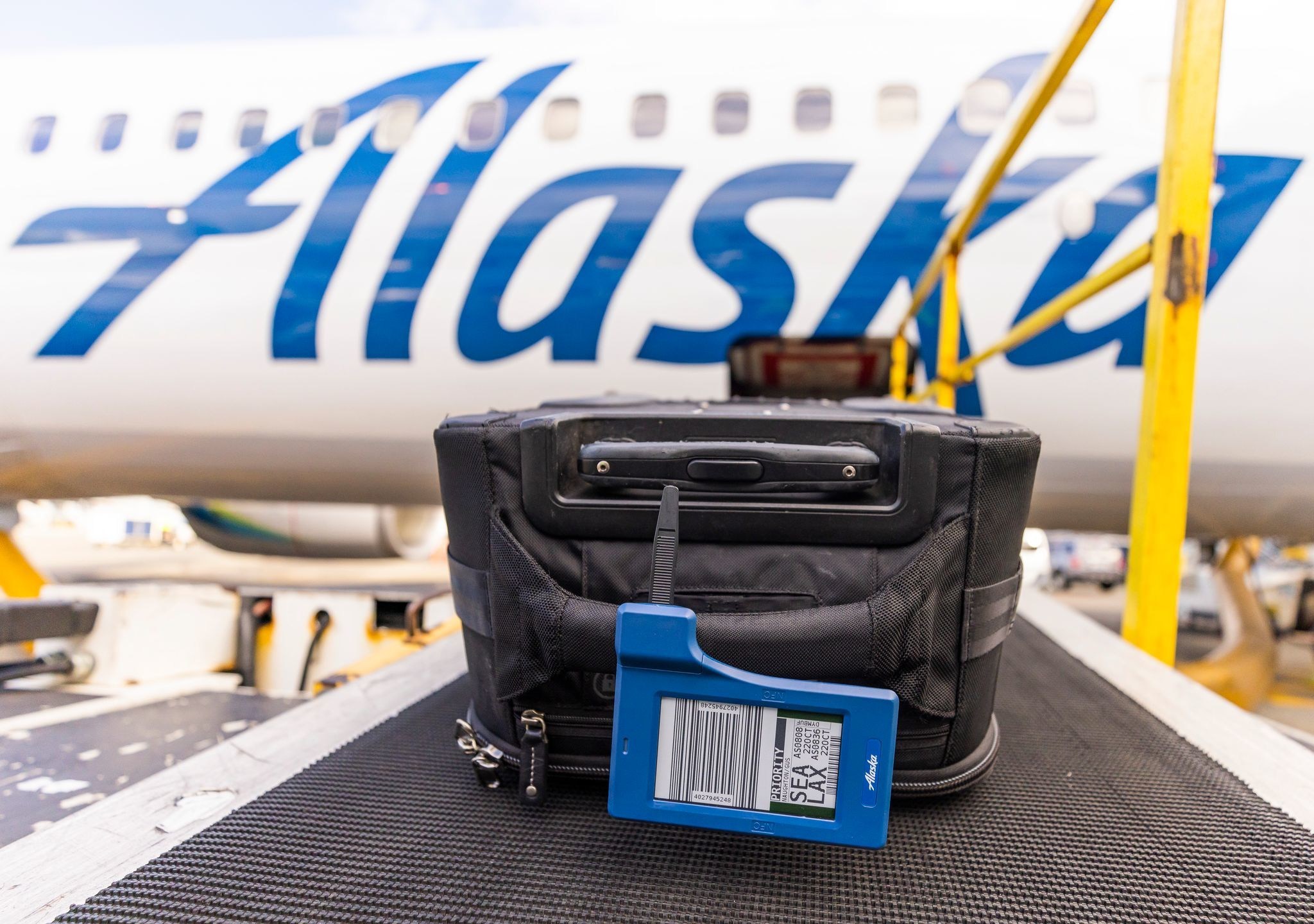 Alaska Airlines launches Electronic Bag Tag program