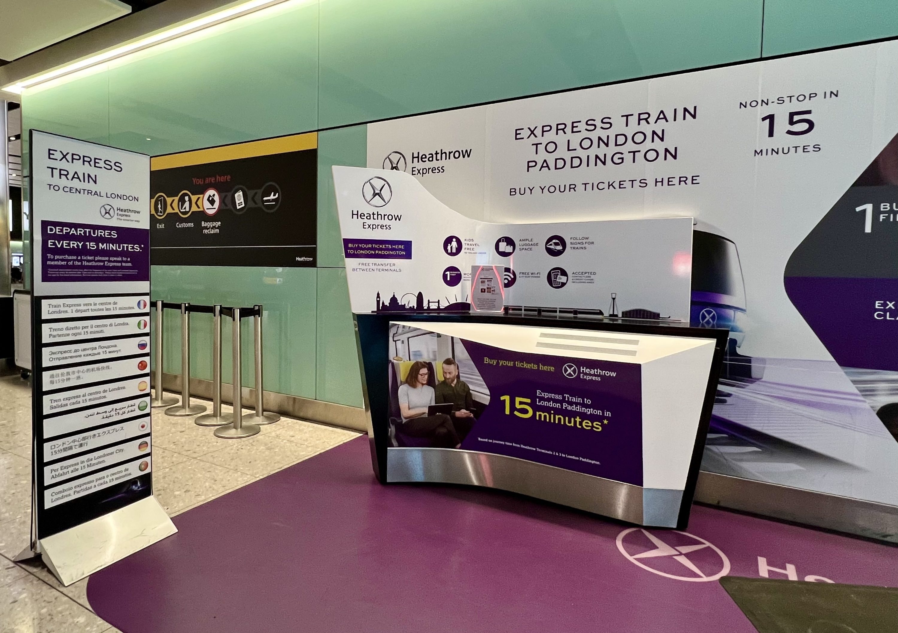 Heathrow Express ticket desk at Heathrow
