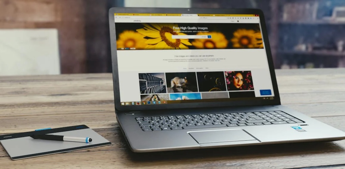 Laptop Computer