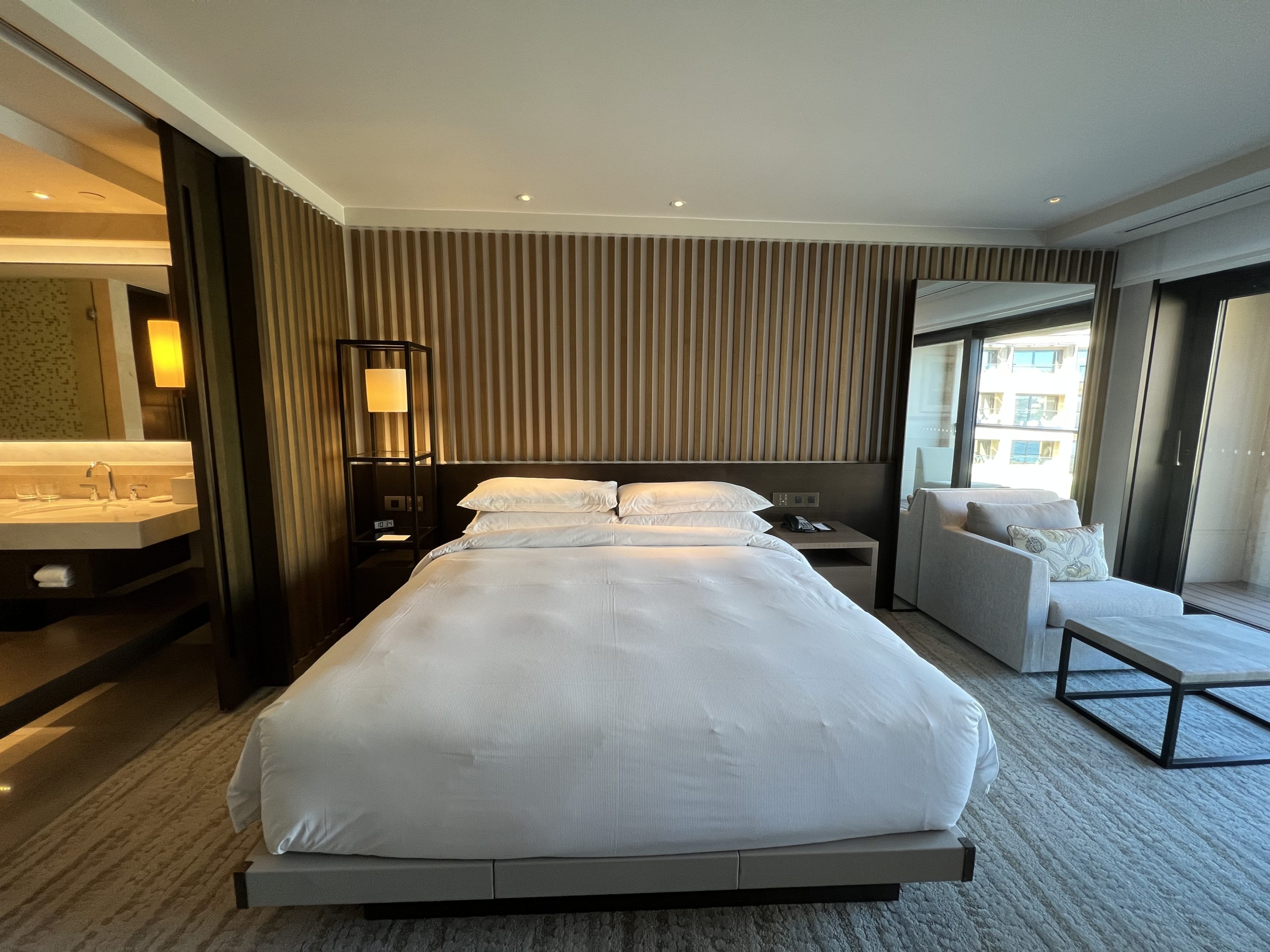 Park Hyatt Sydney Harbour View King Bed