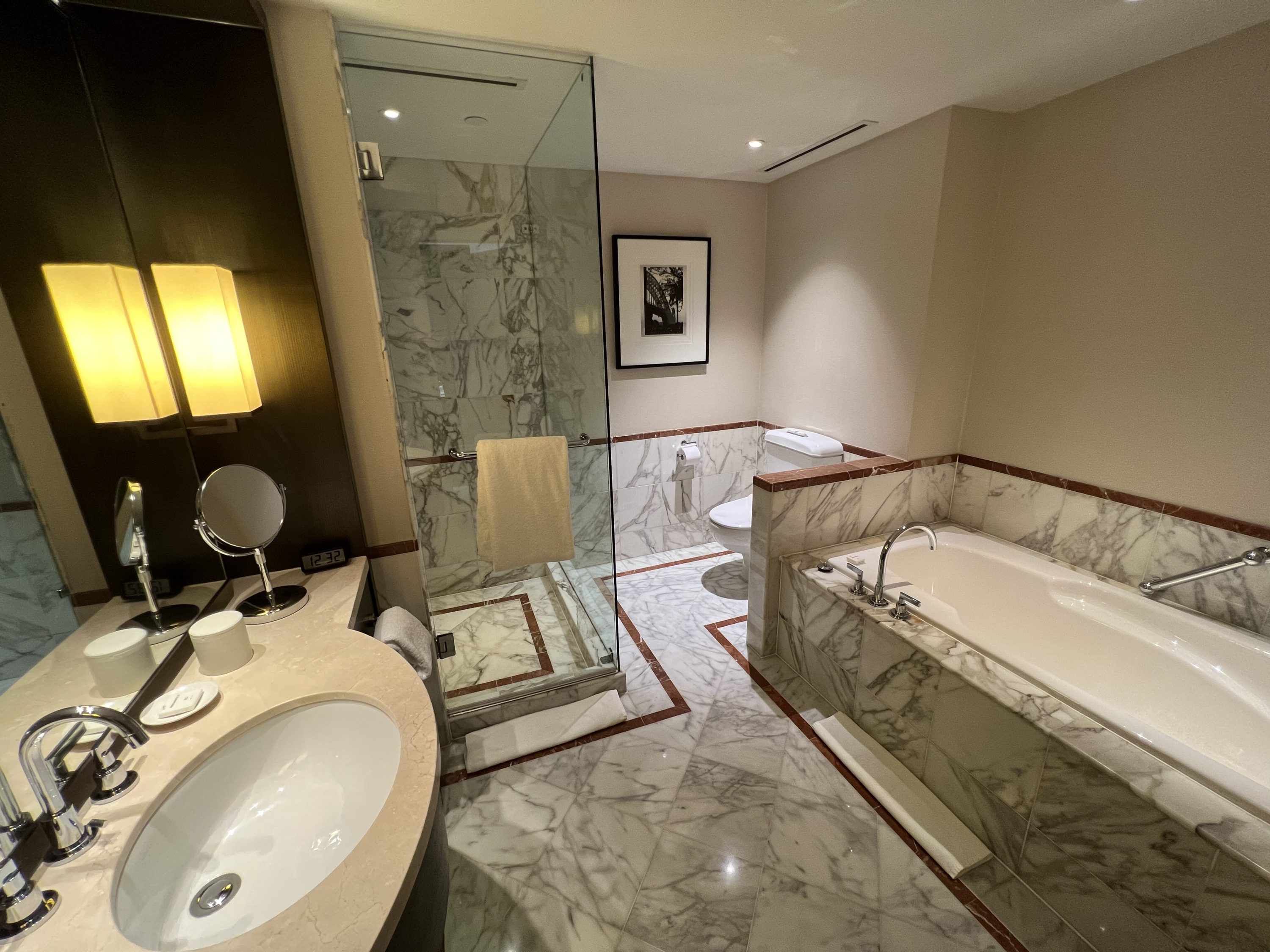 Park Hyatt Sydney Park King Bathroom Overview