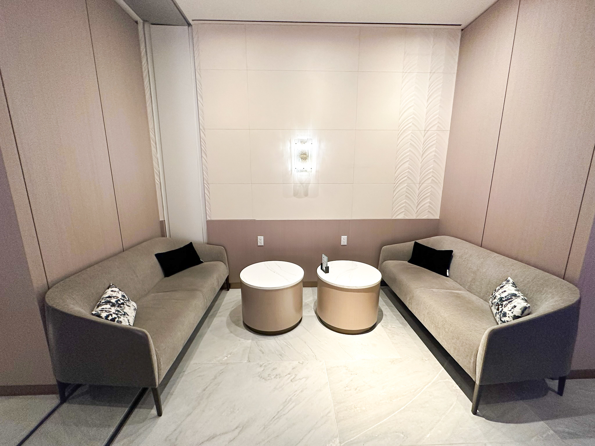 Chelsea Lounge JFK sofas