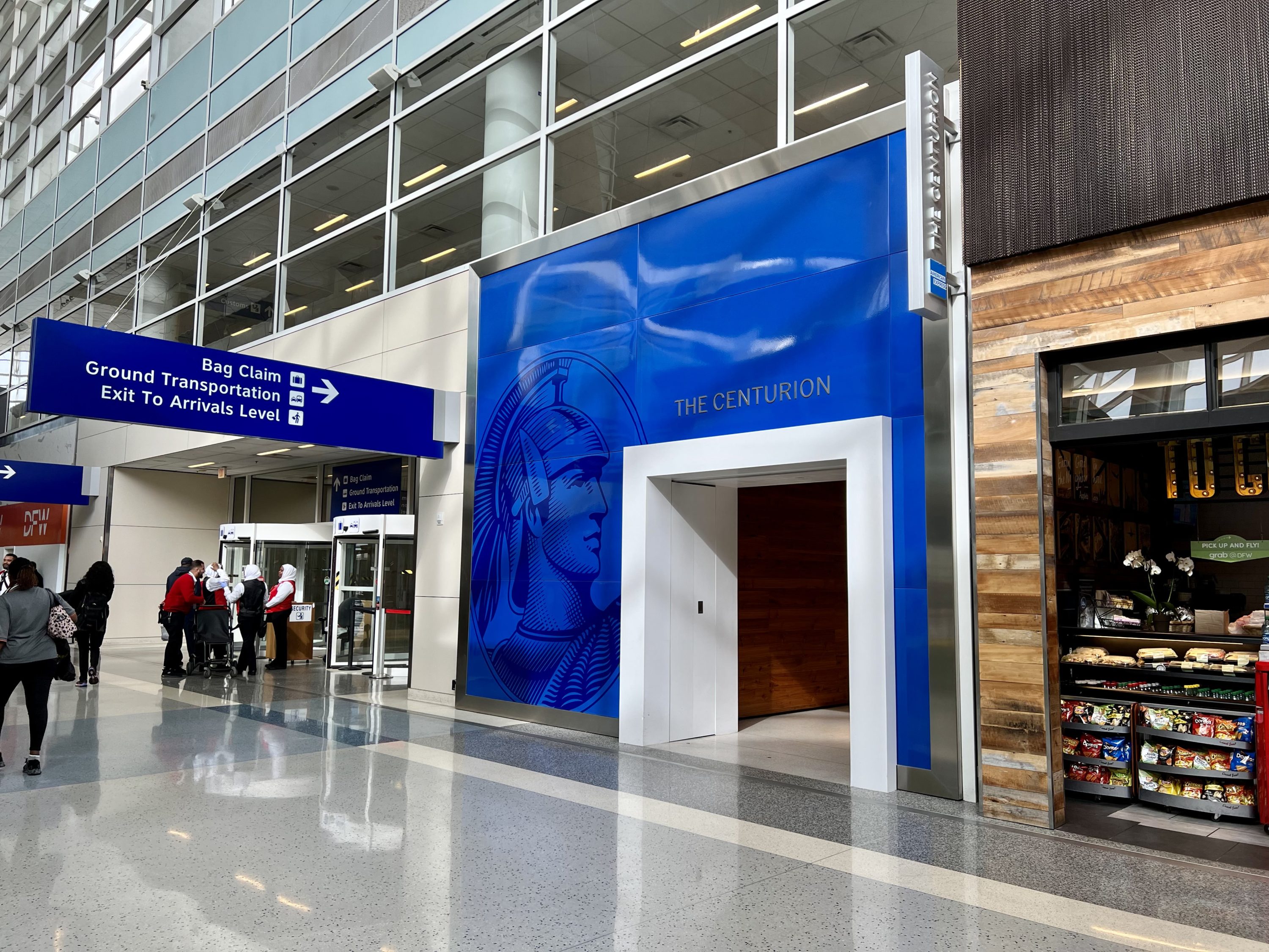 DFWCenturionLoungeEntrance