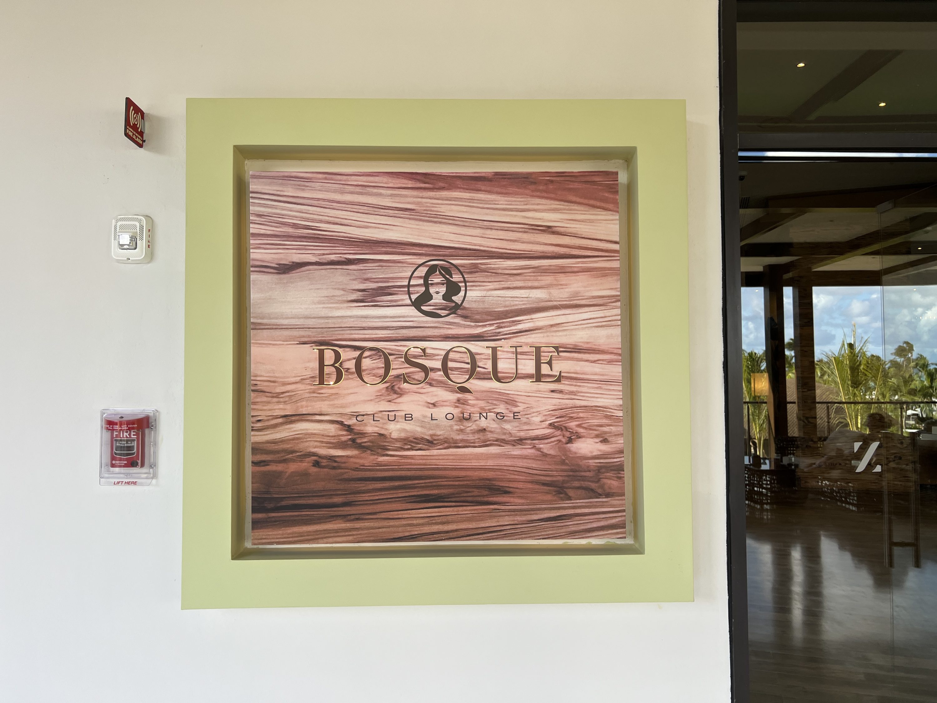 Hyatt Ziva Cap Cana Bosque club lounge