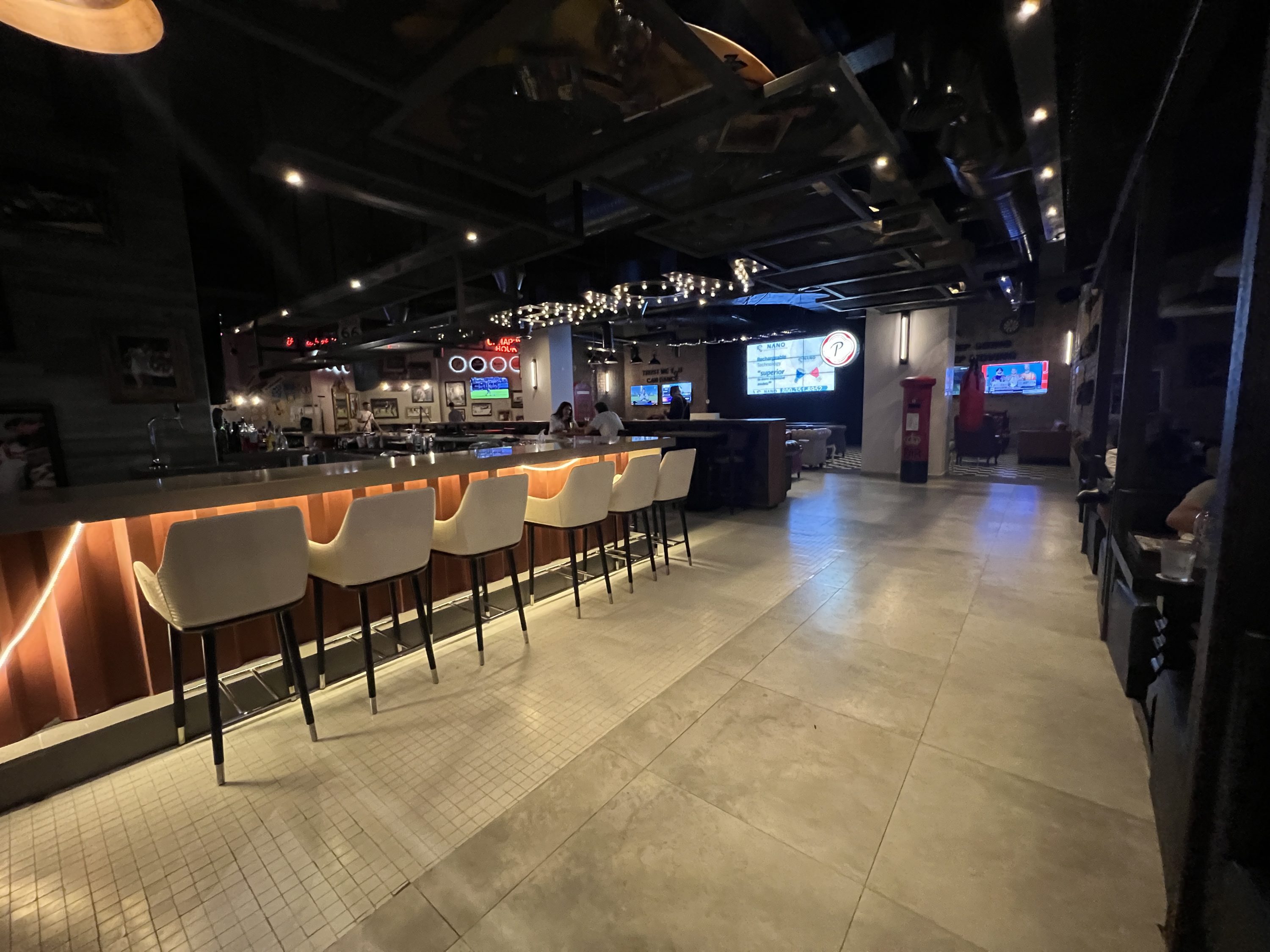 Moments Sports Bar Hyatt Ziva Cap Cana