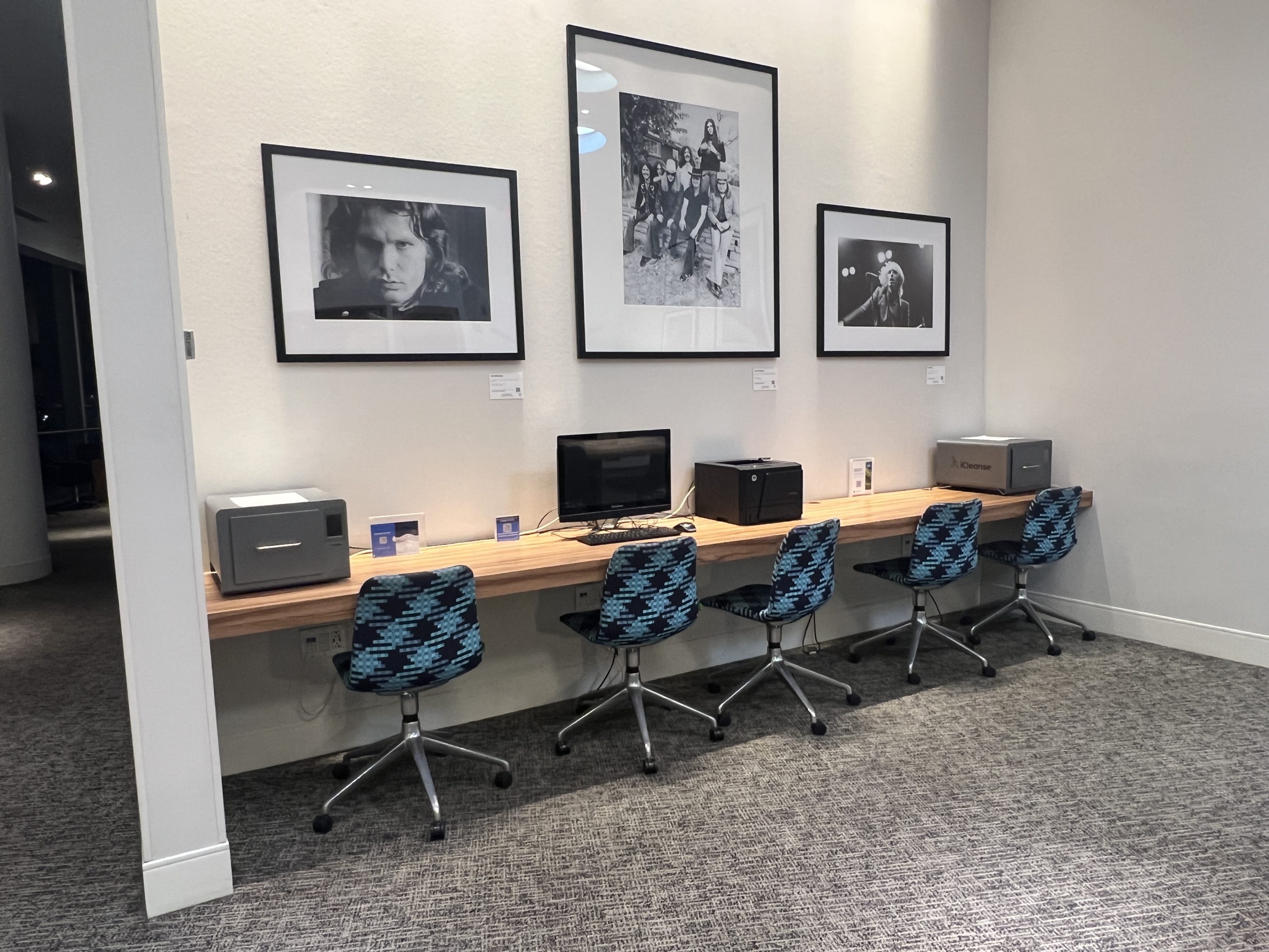 Work spaces at the MIA Centurion Lounge