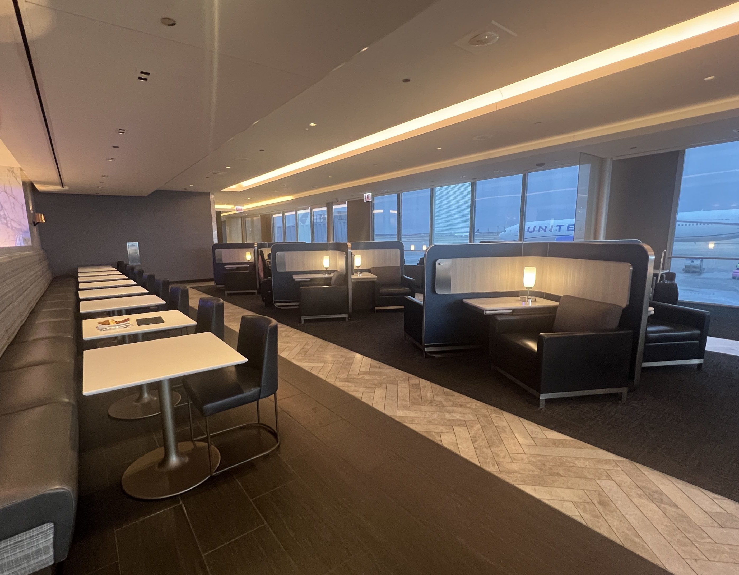 Chicago Polaris Lounge Seating options