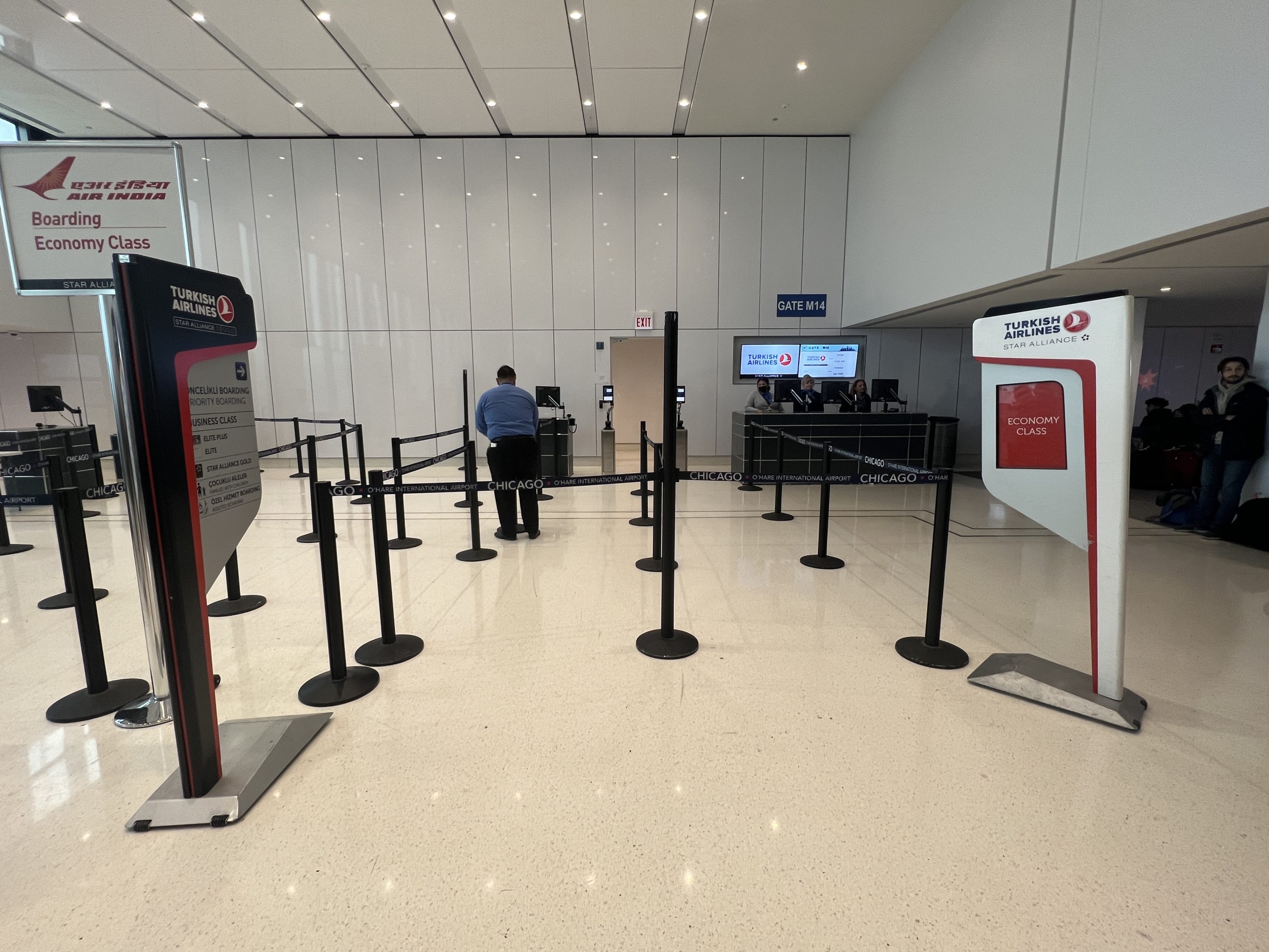 ORD Gate M14