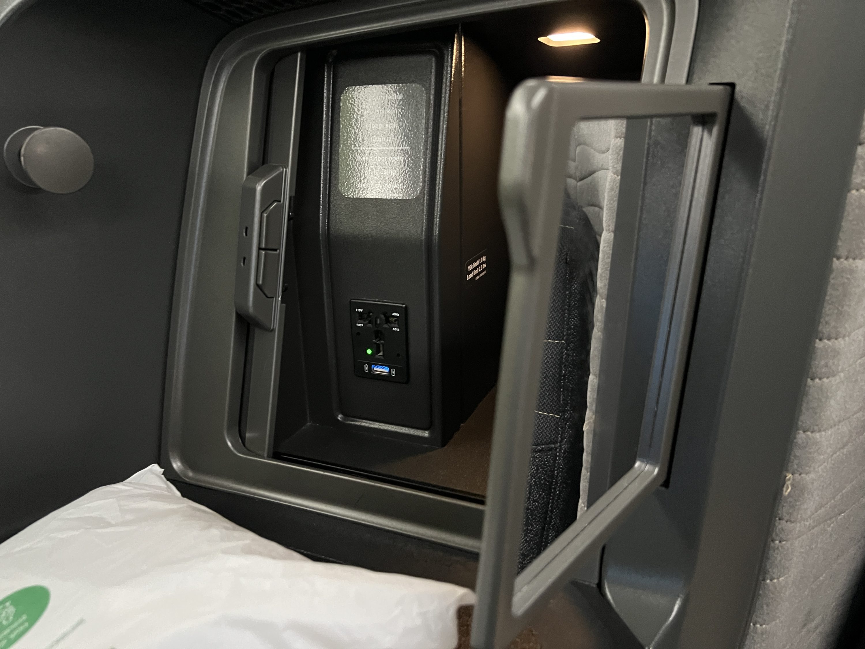 Turkish Airlines electrical charging outlets