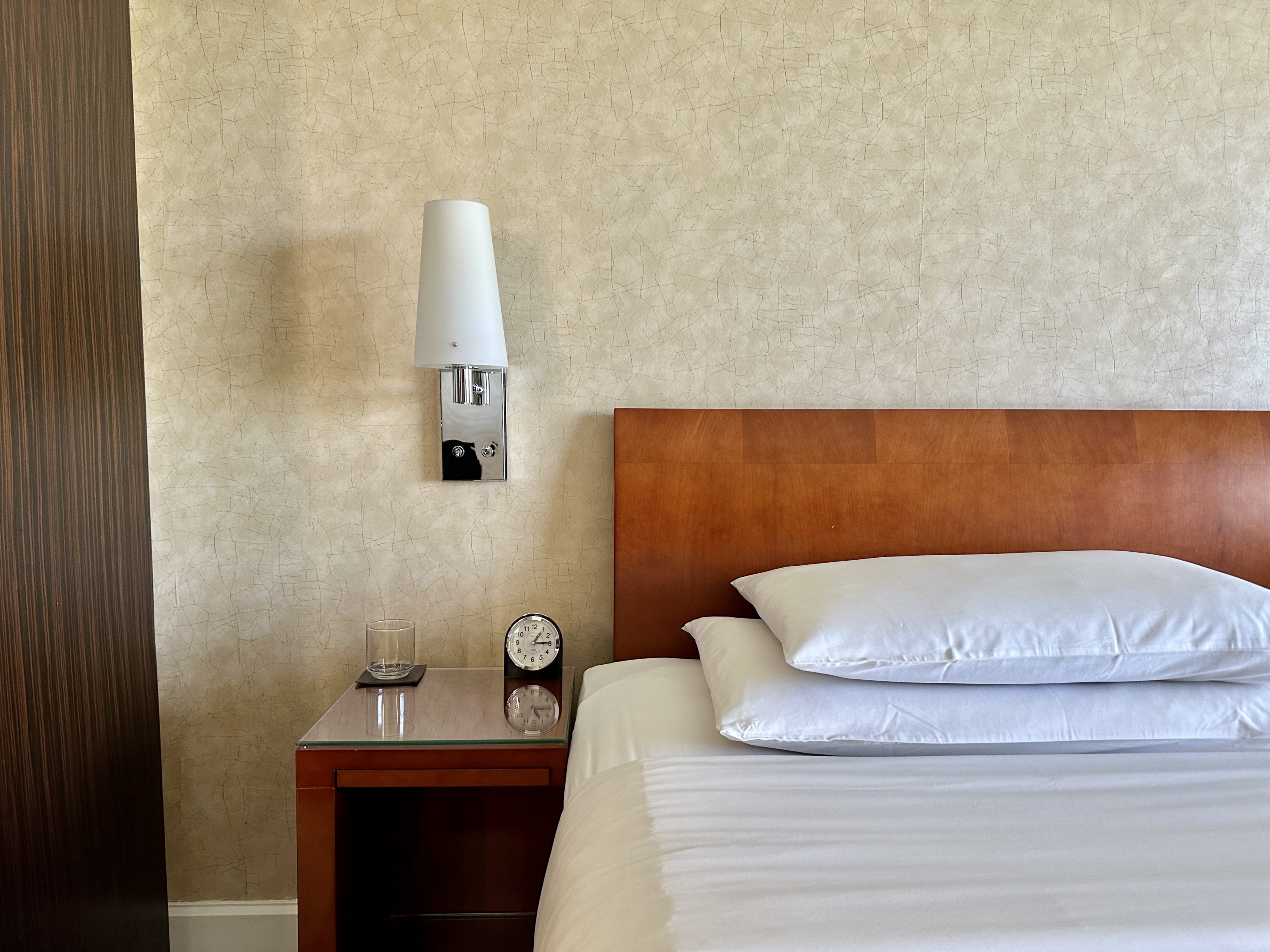 Park Hyatt Mendoza Nightstand
